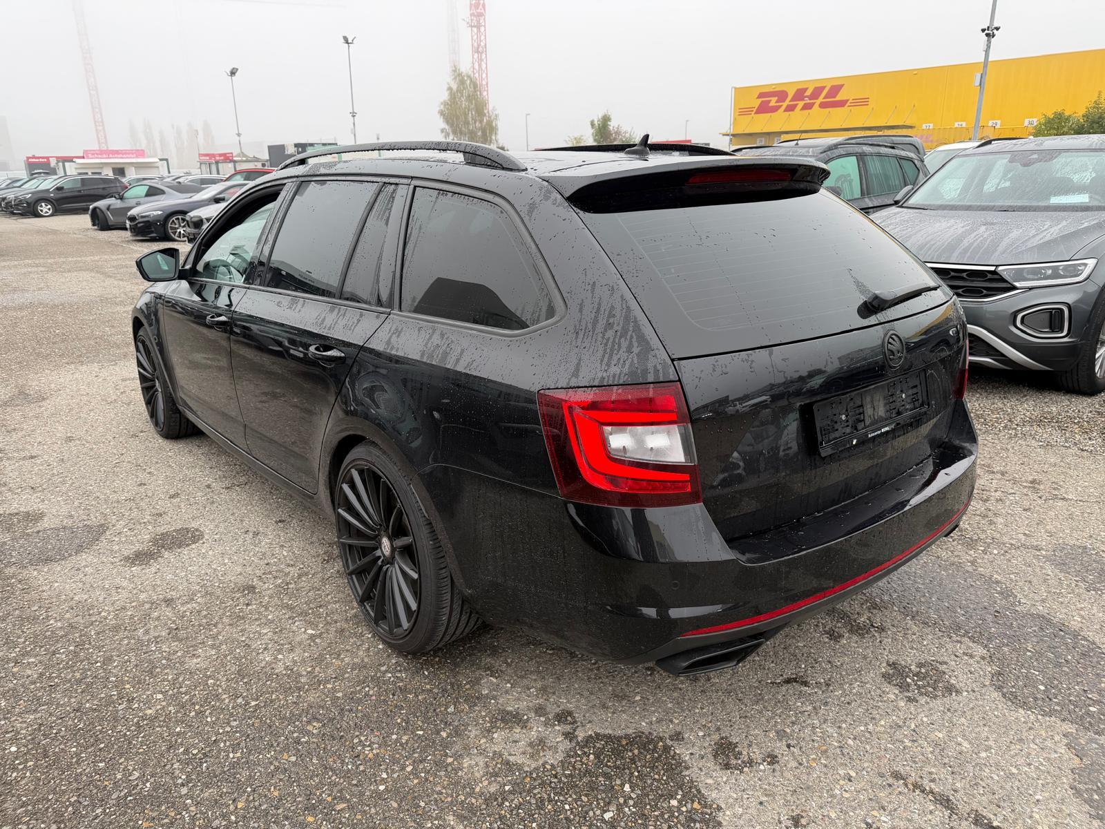 SKODA Octavia Combi 2.0 TSI 245 RS DSG-image-4