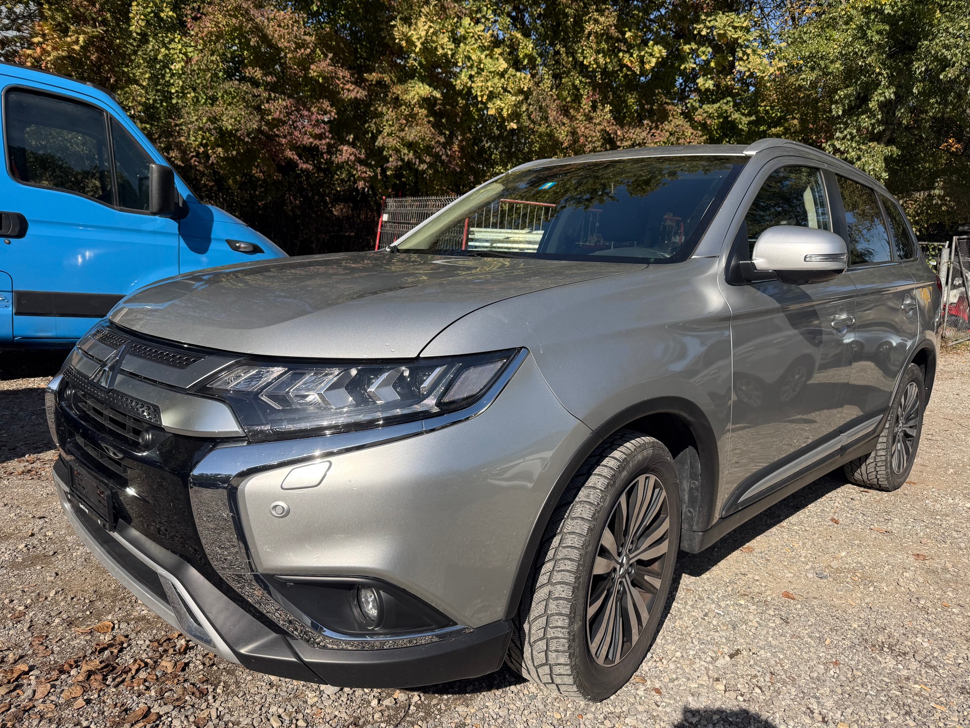 MITSUBISHI Outlander 2.0 Value 4WD CVT-image-2