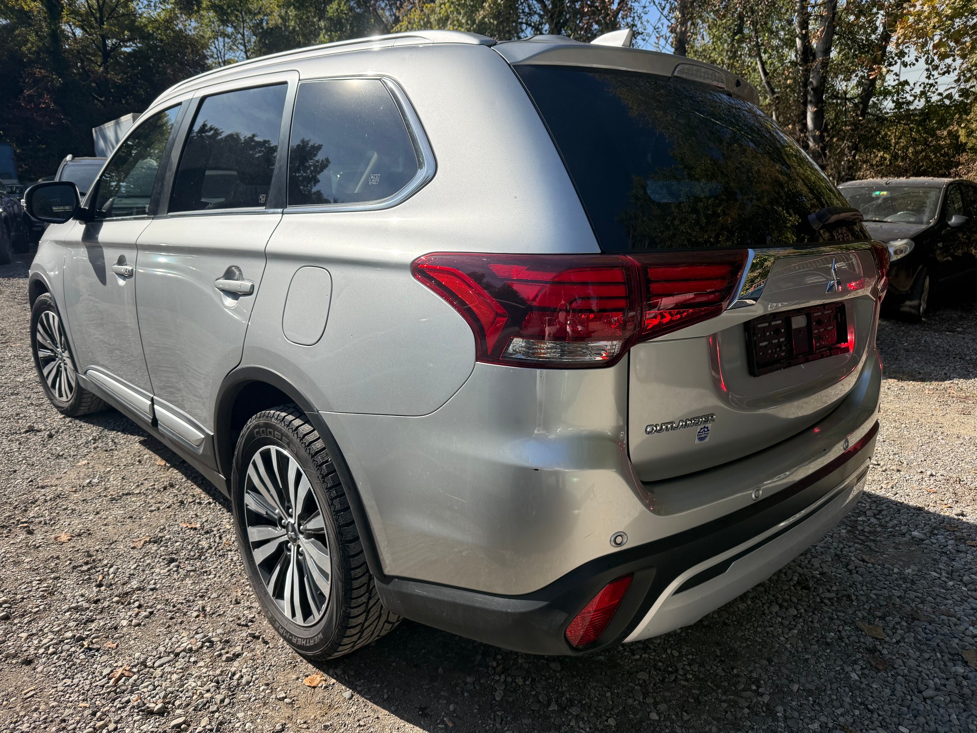 MITSUBISHI Outlander 2.0 Value 4WD CVT-image-4