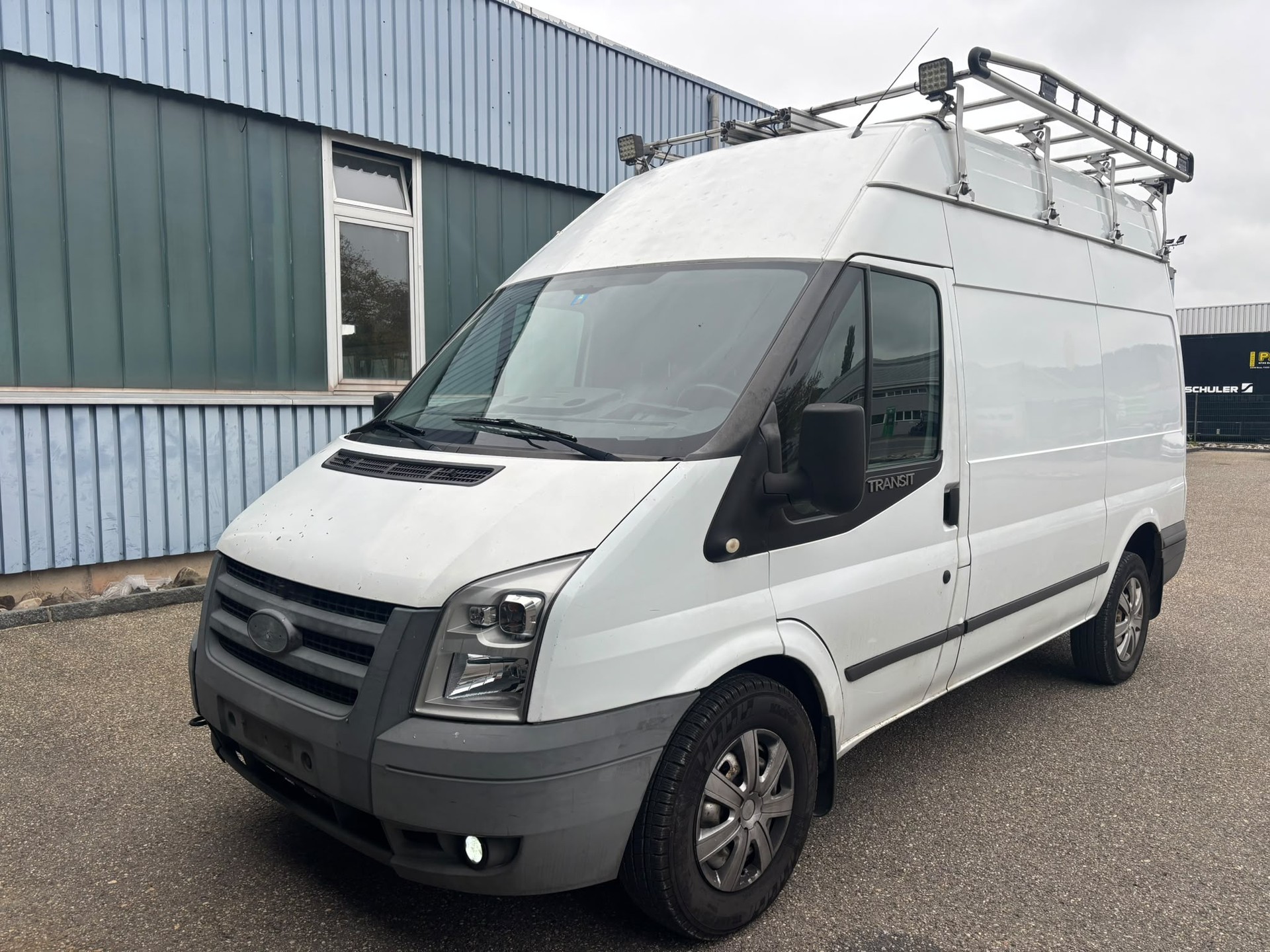 FORD Transit 2.4 TDCi 350 L 4x4-image-0