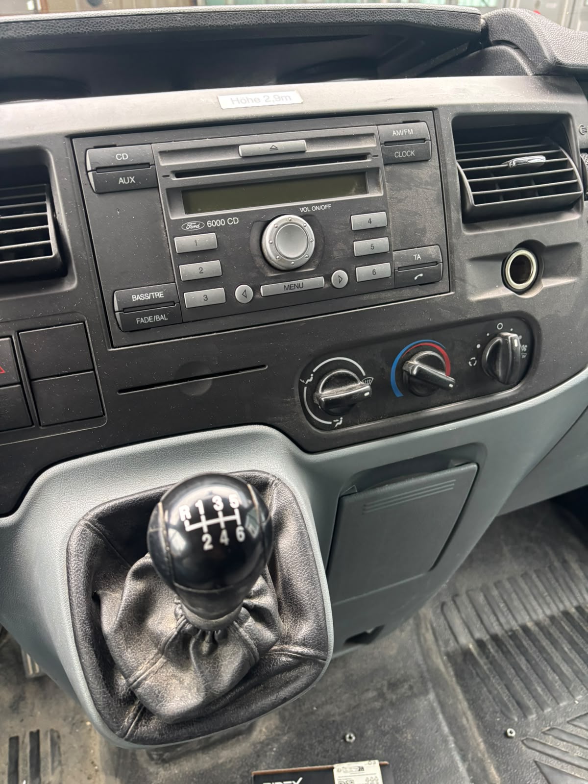 FORD Transit 2.4 TDCi 350 L 4x4-image-6