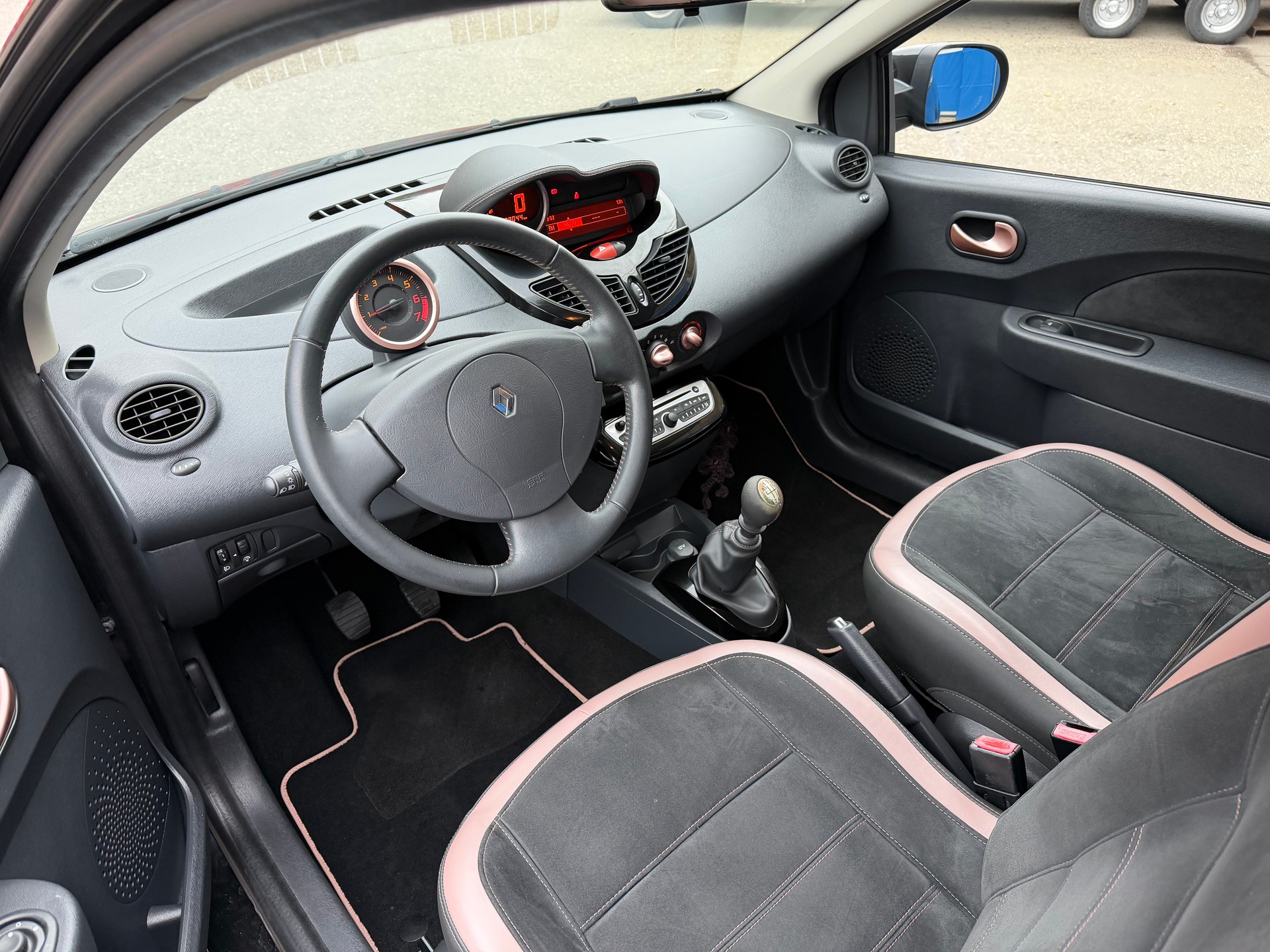 RENAULT Twingo 1.2 16V Expression-image-6
