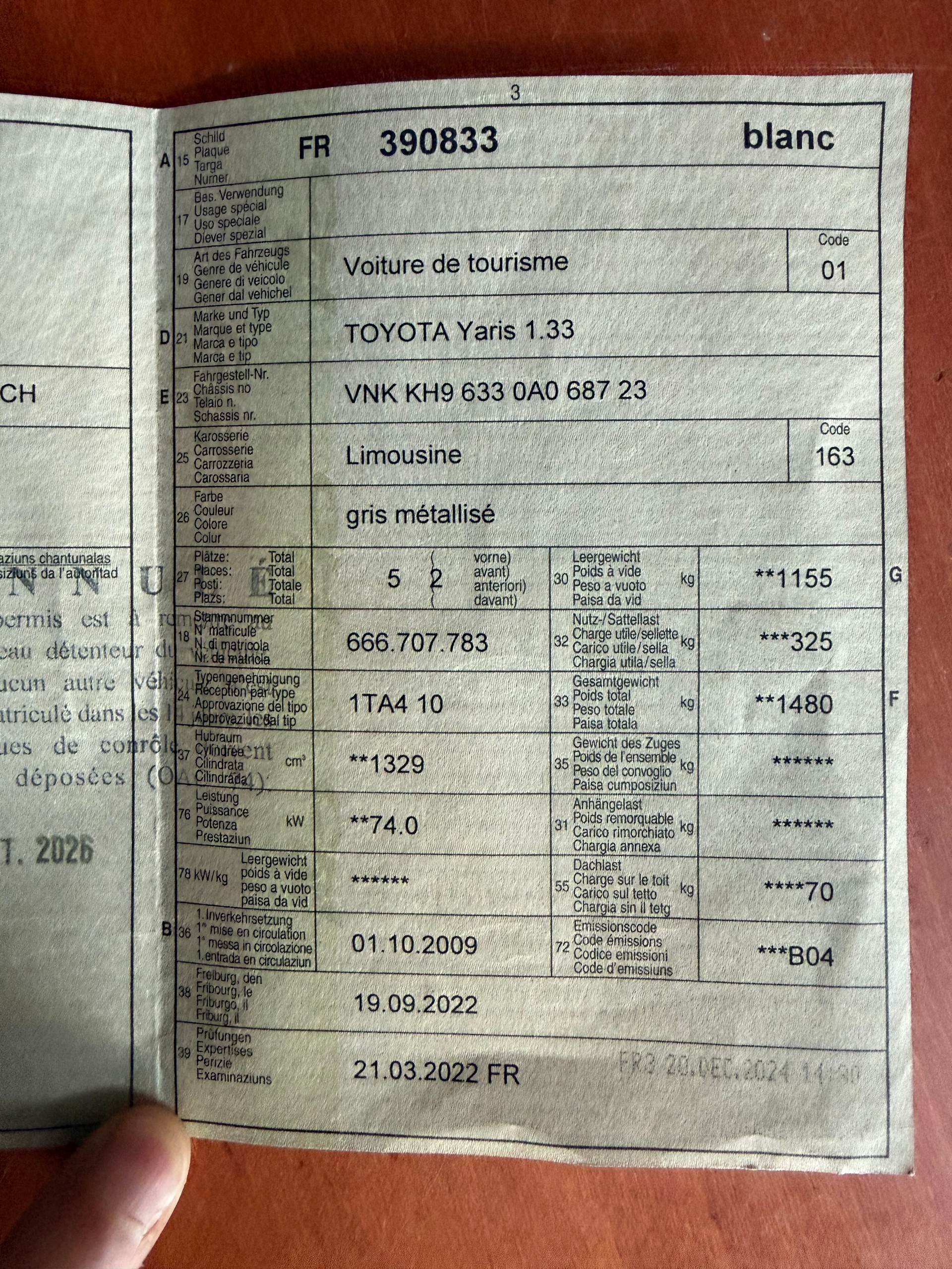 TOYOTA Yaris 1.33 S-image-13
