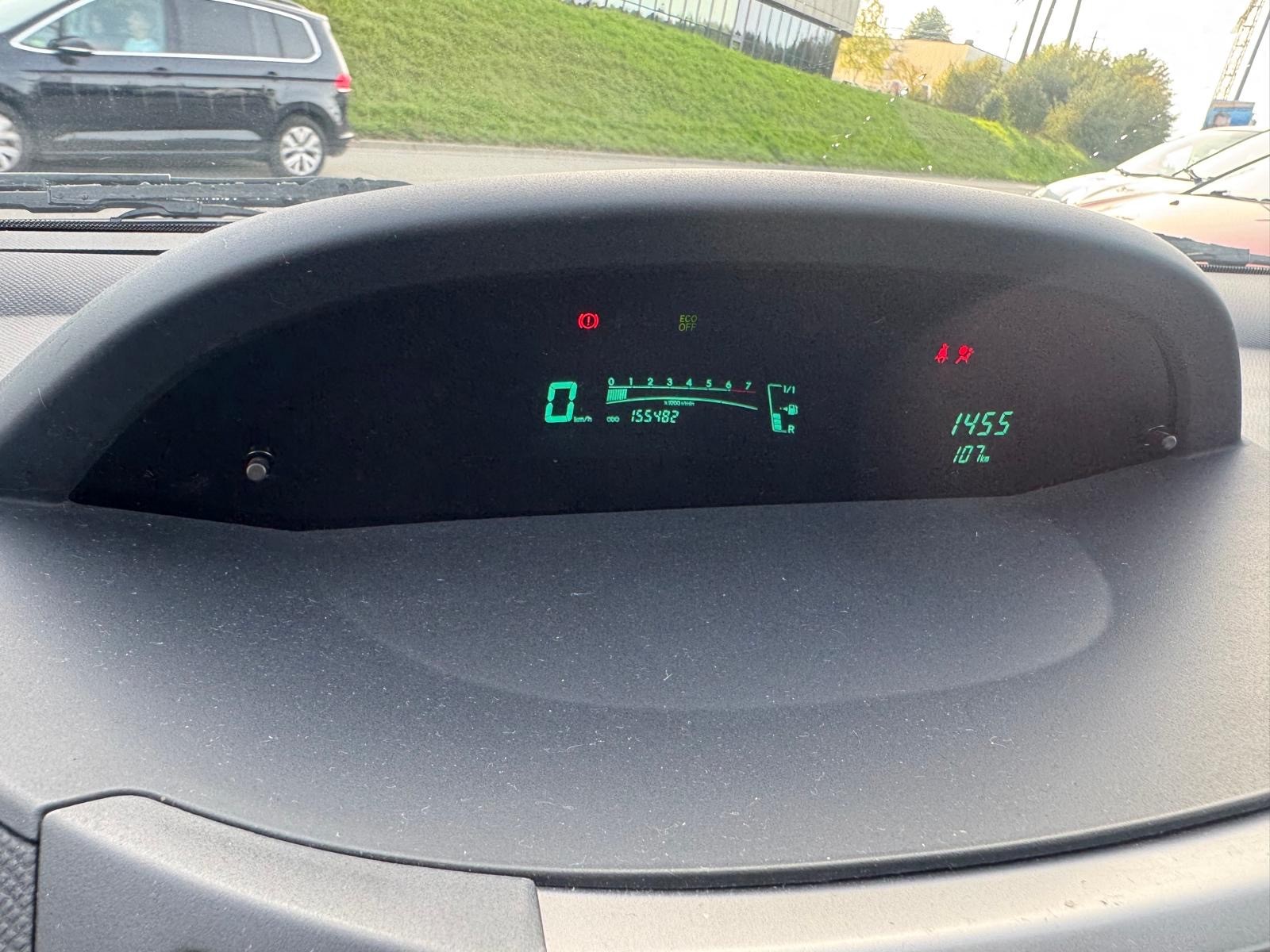 TOYOTA Yaris 1.33 S-image-10