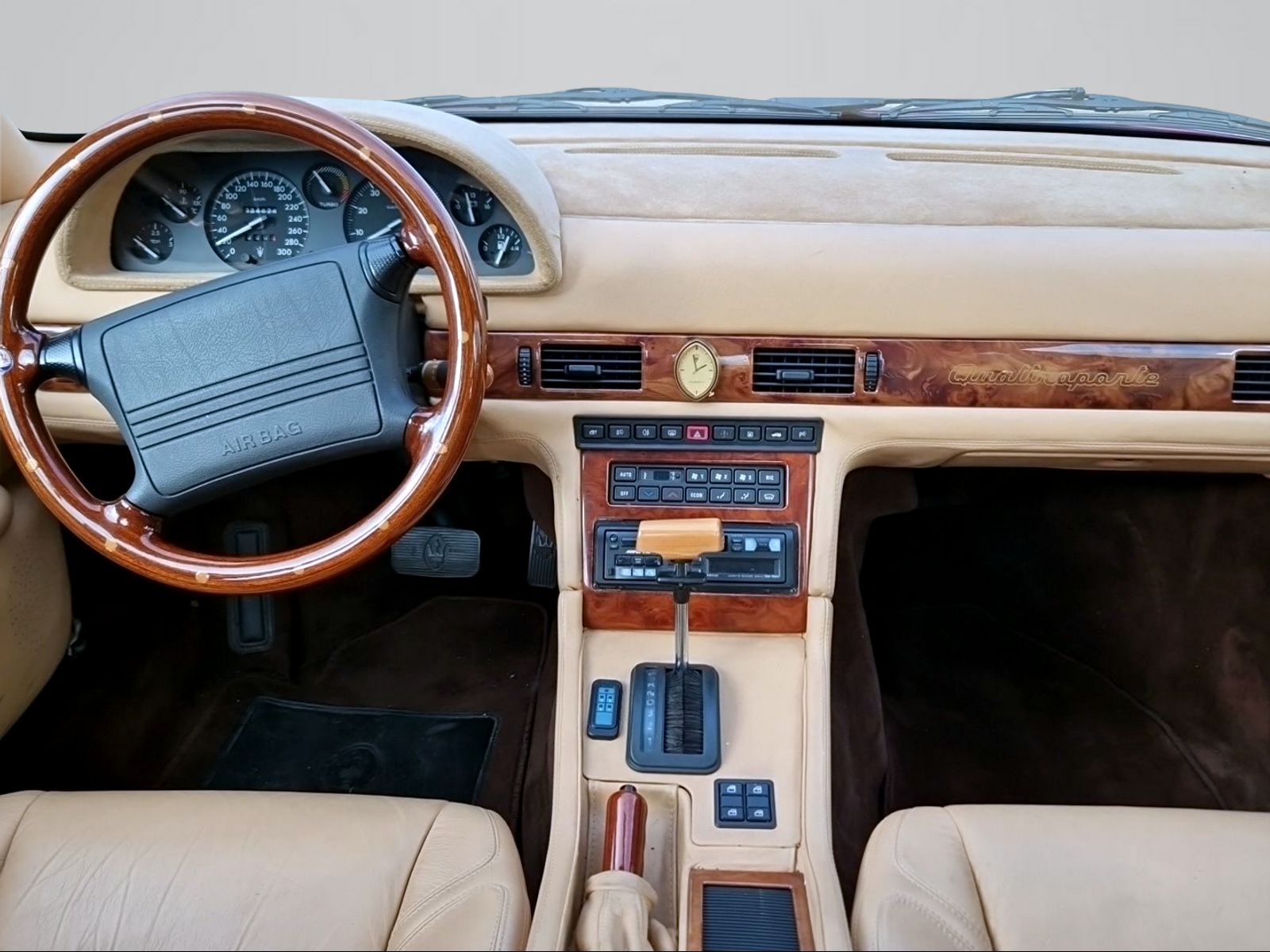 MASERATI Quattroporte 2.8 Automat-image-11