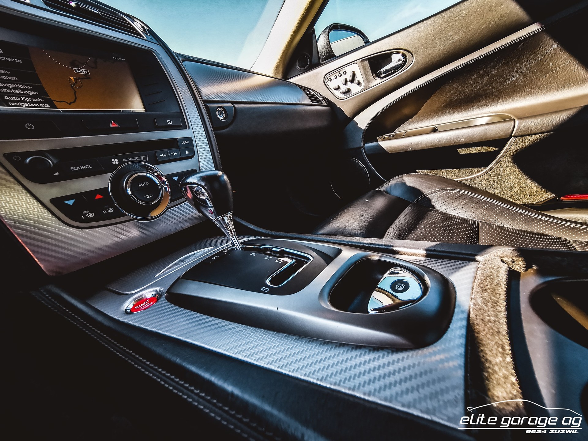 JAGUAR XKR 4.2 V8 SC Automatic-image-15