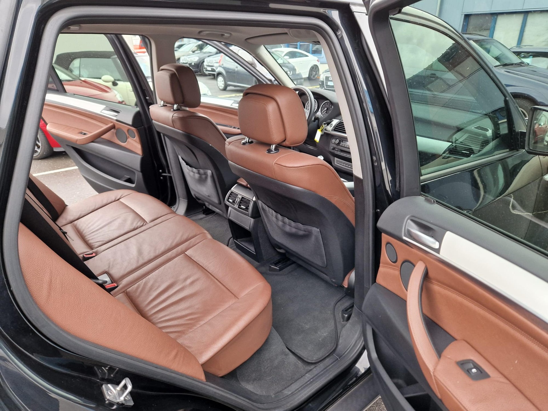 BMW X5 xDrive 35i Steptronic-image-11