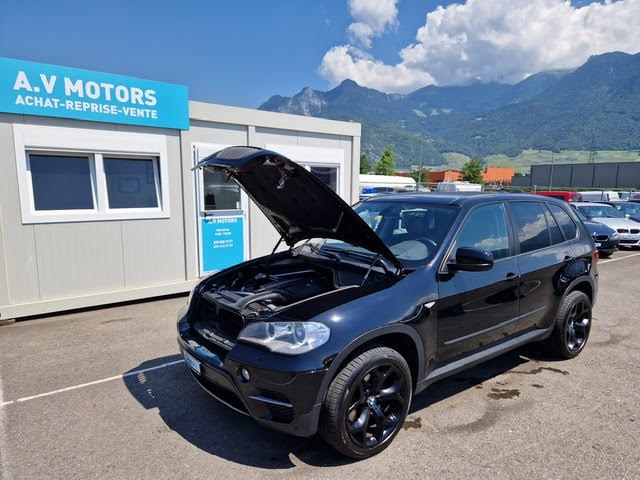BMW X5 xDrive 35i Steptronic-image-15