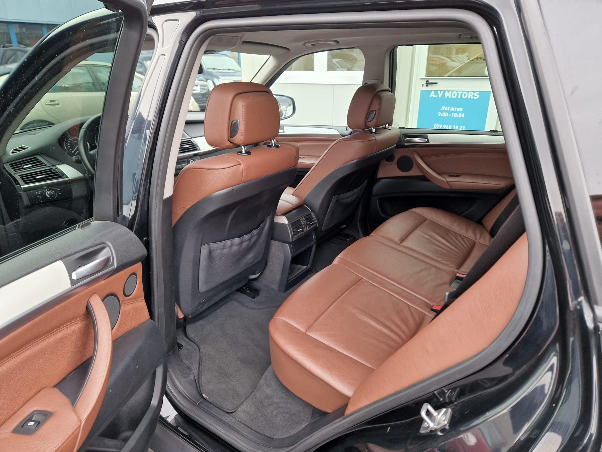 BMW X5 xDrive 35i Steptronic-image-9