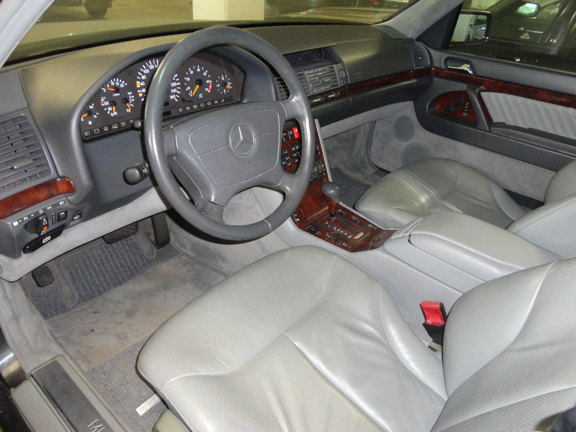 MERCEDES-BENZ 600 SE Automatic-image-11