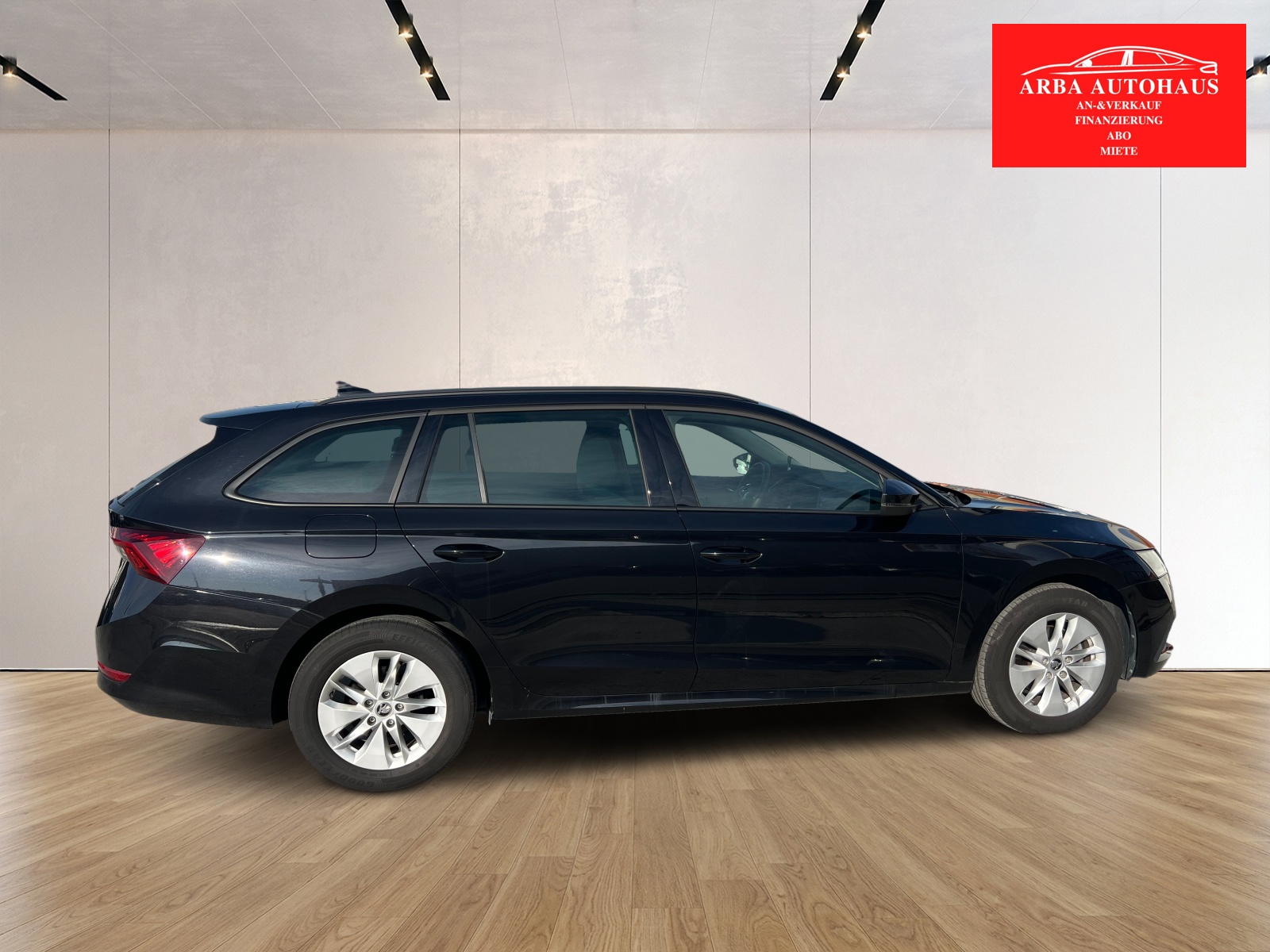 SKODA OCTAVIA 2.0TDI DSG AMBITION-image-2