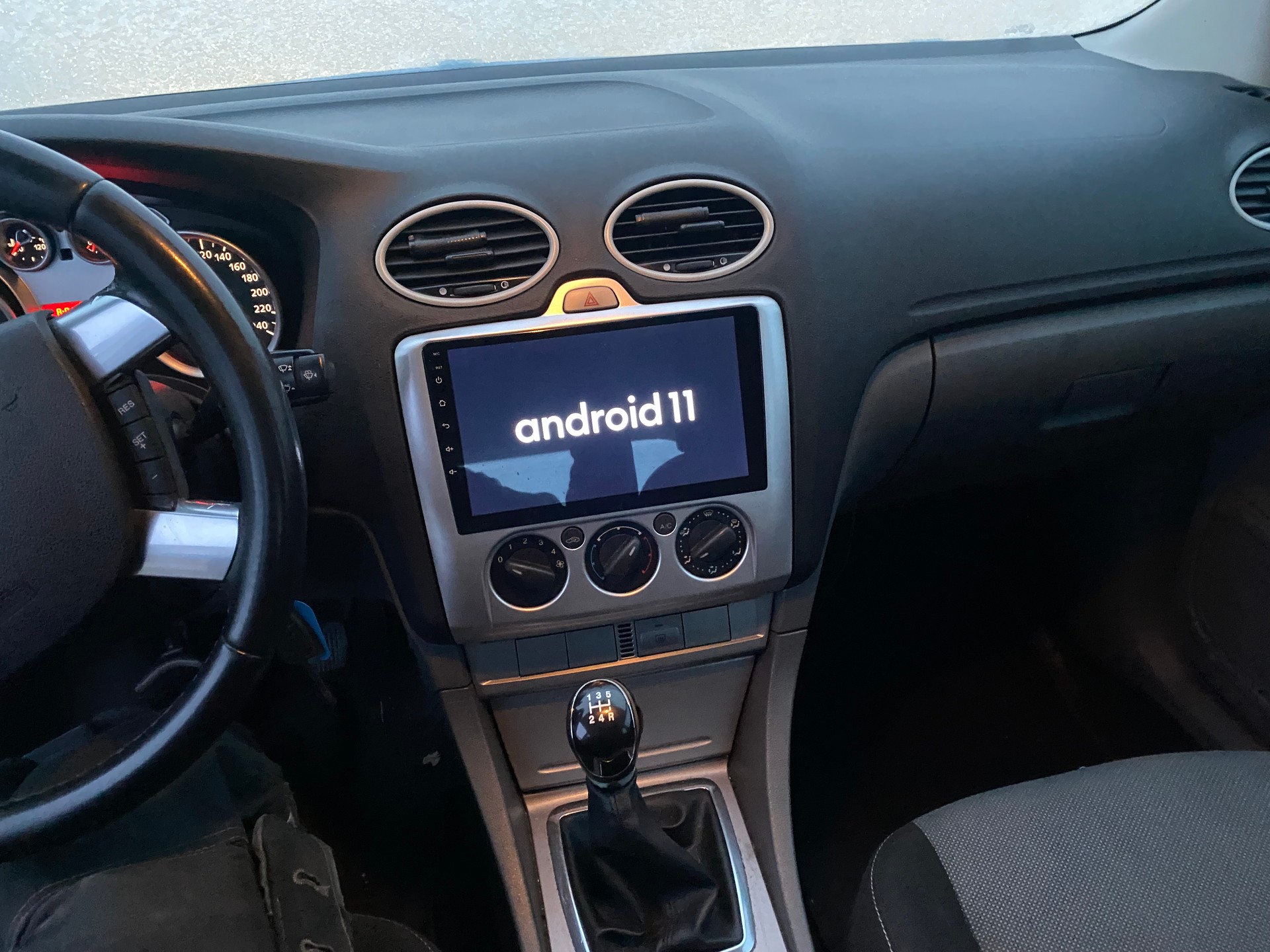 FORD Focus 2.0i Carving-image-7