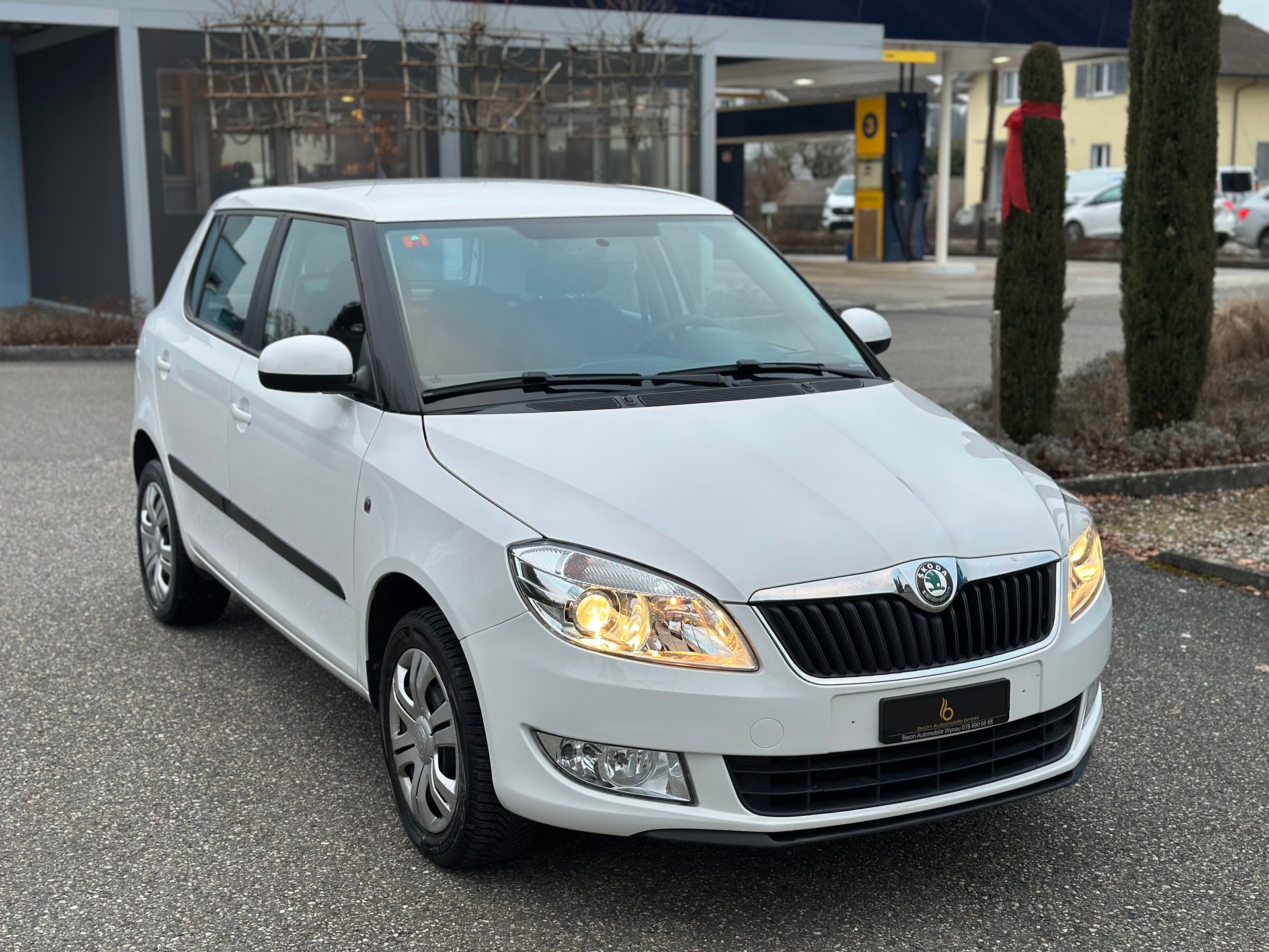 SKODA Fabia 1.2 TSI Ambiente DSG-image-0