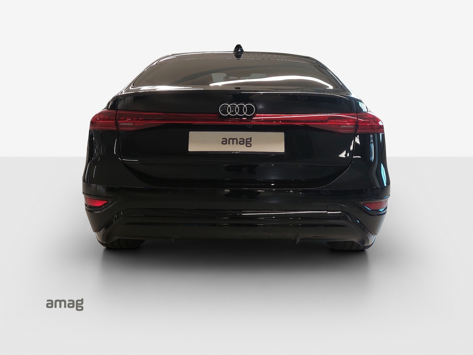 AUDI A6 Sportback e-tron performance-showroom-element-3