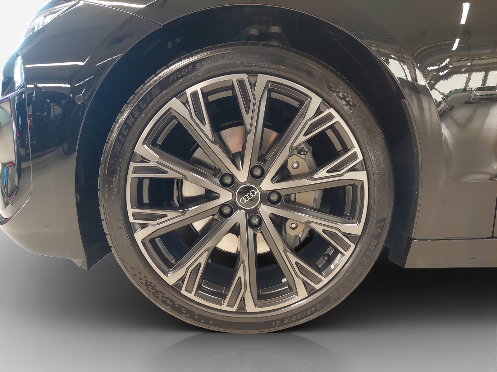 AUDI A6 Sportback e-tron performance-image-13