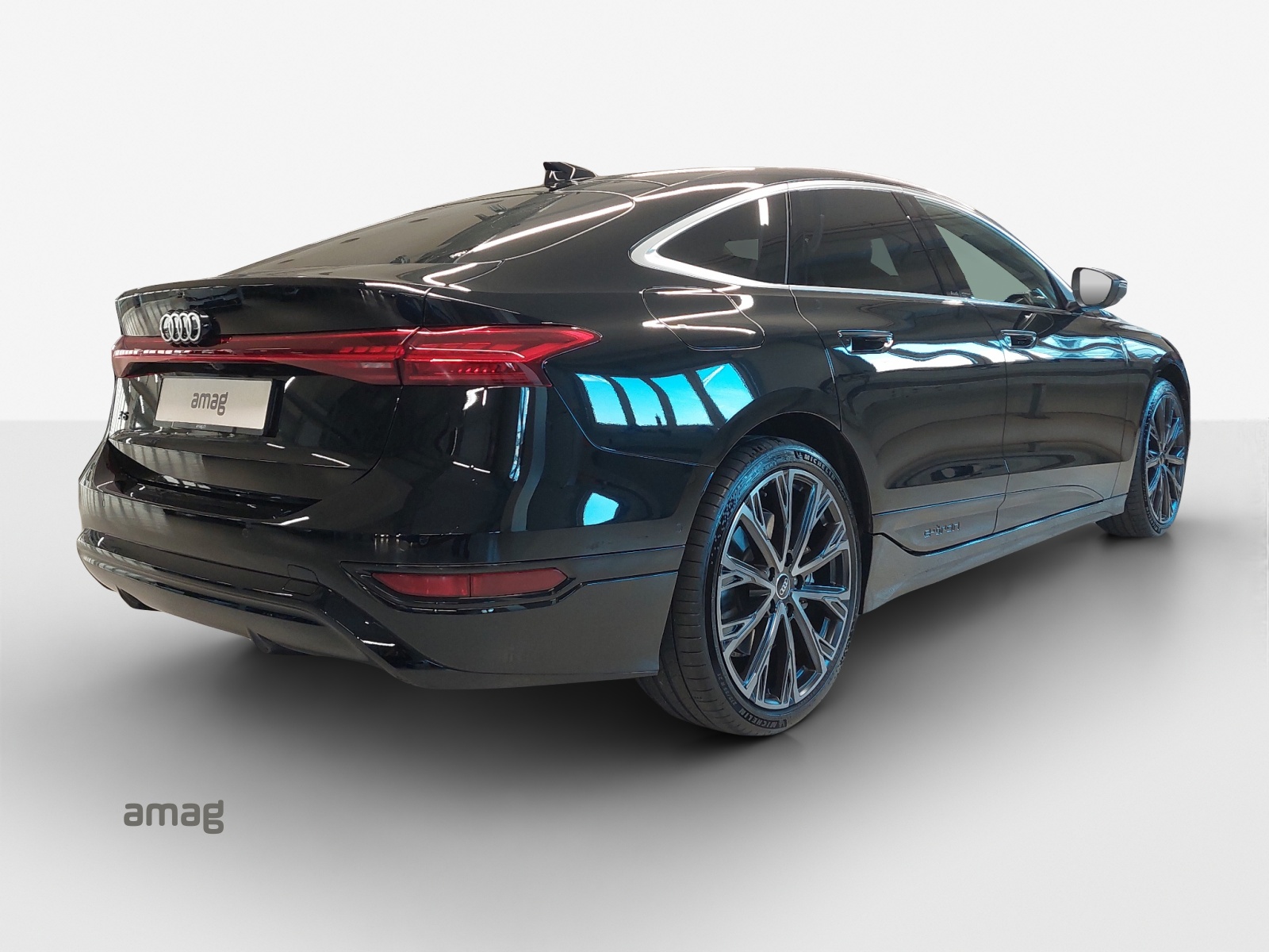 AUDI A6 Sportback e-tron performance-image-4