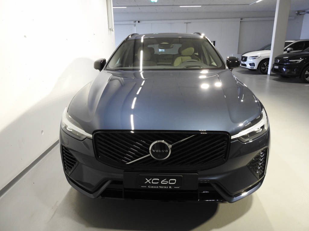 VOLVO XC60 2.0 T8 TE Ultra Dark eAWD-image-1