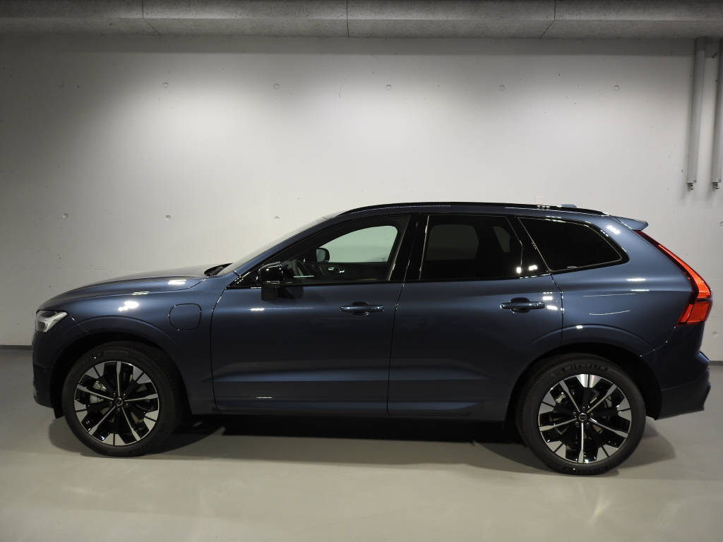 VOLVO XC60 2.0 T8 TE Ultra Dark eAWD-image-2