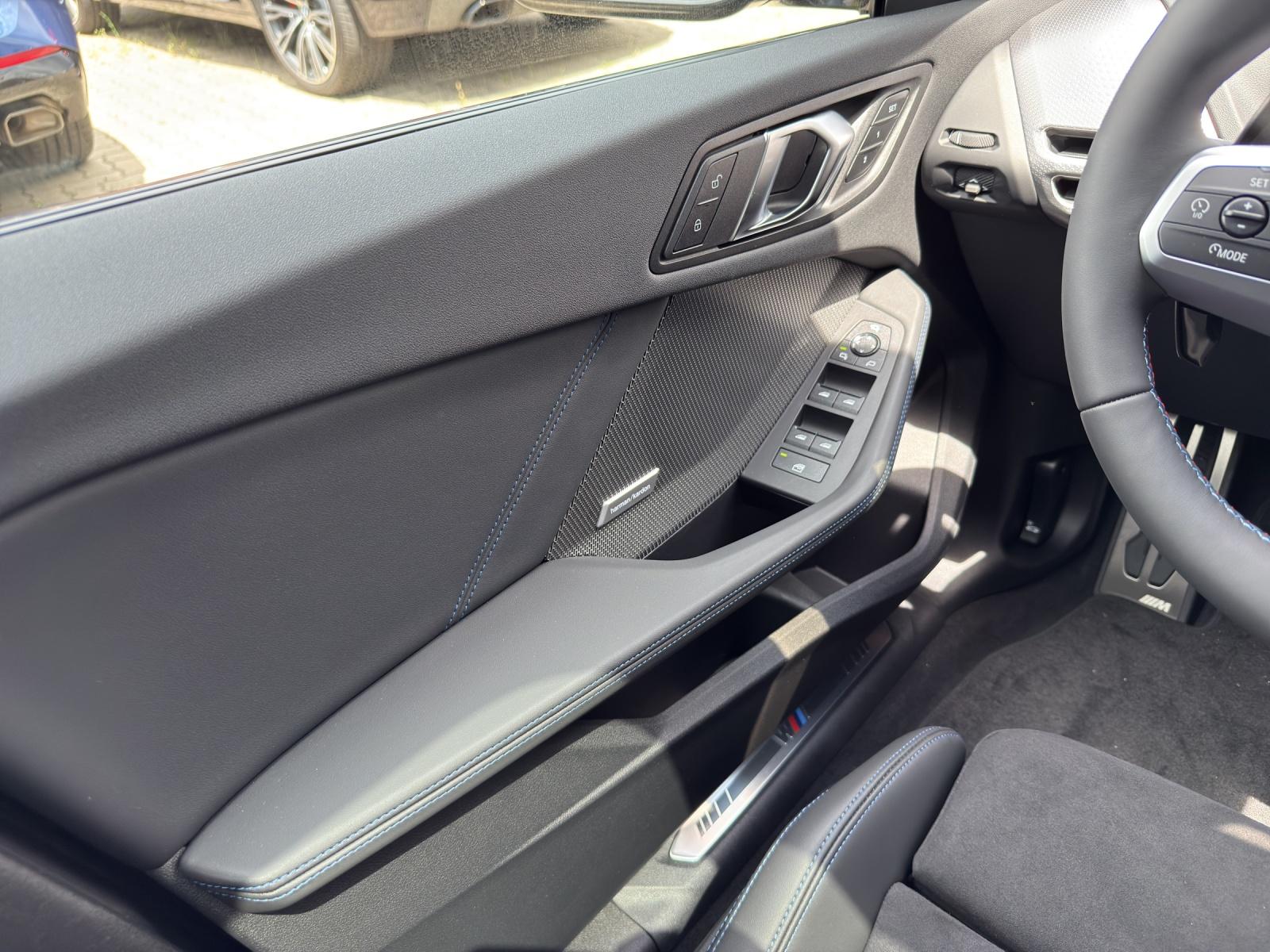 BMW M235i xDrive Gran Coupé-image-14