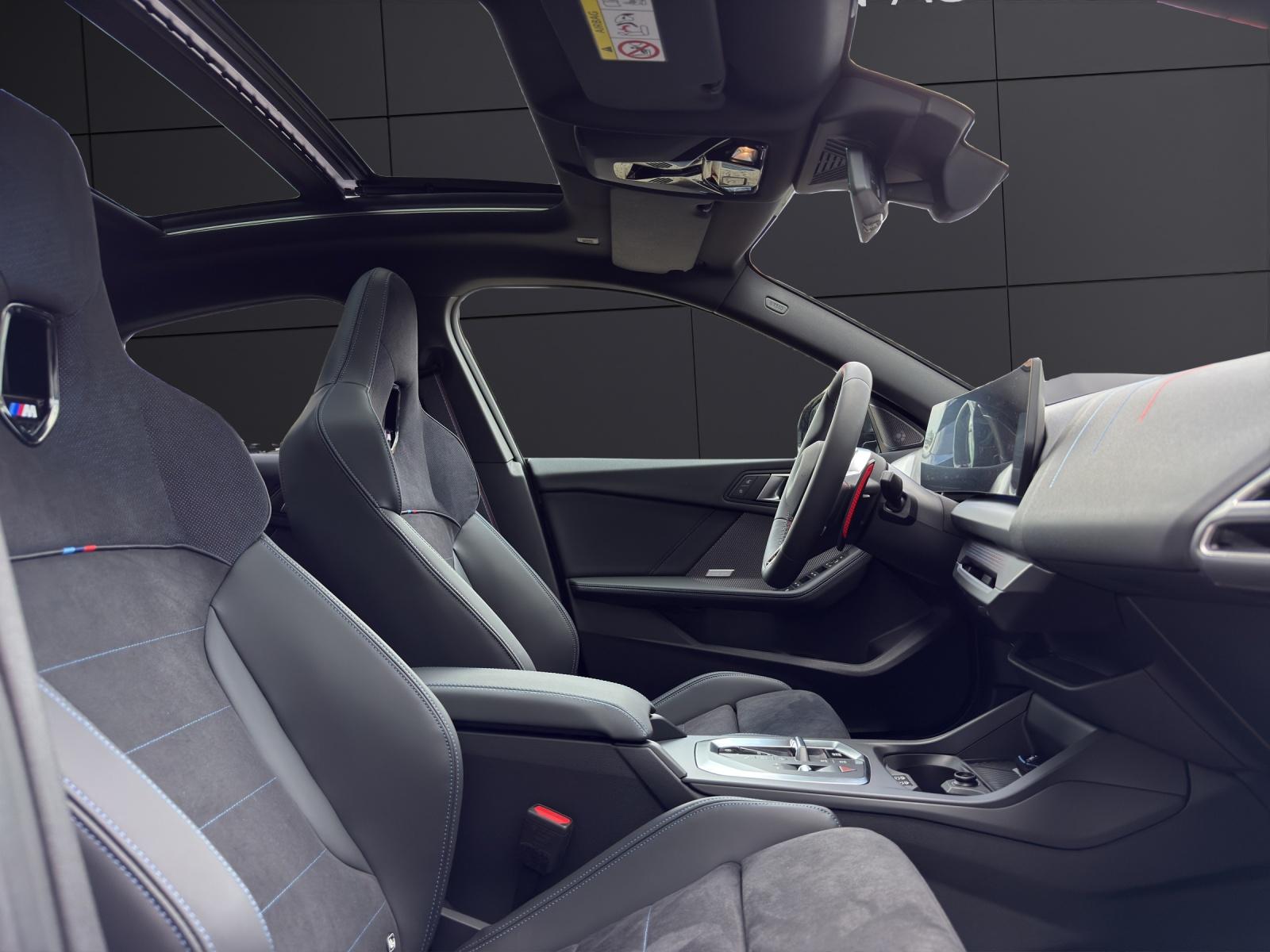 BMW M235i xDrive Gran Coupé-image-10