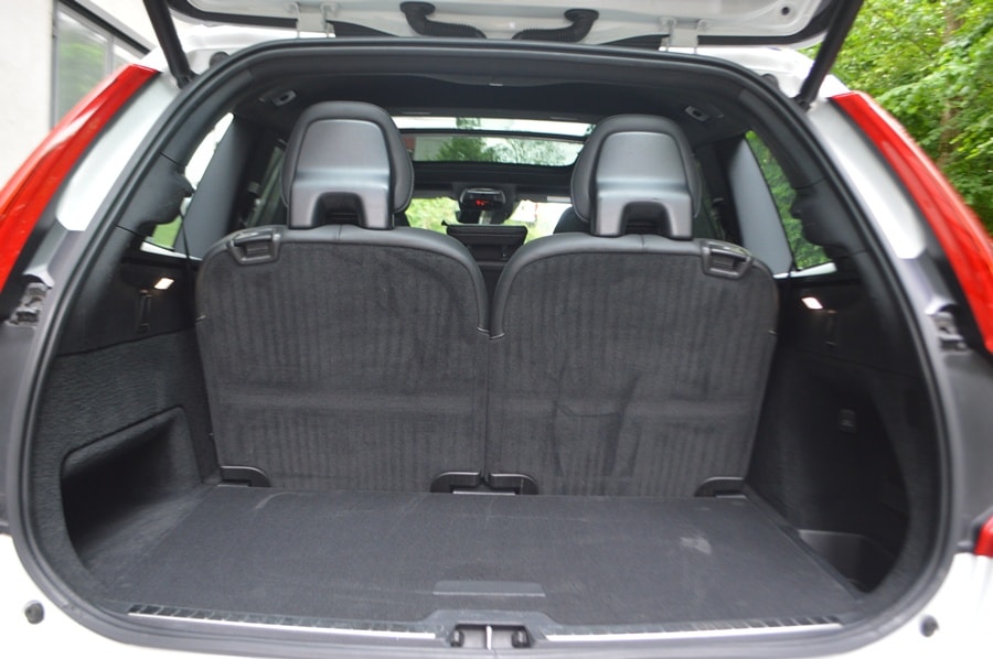 VOLVO XC90 B5 Diesel Mild Hybrid AWD R-Design Geartronic 7 Plätze-image-11