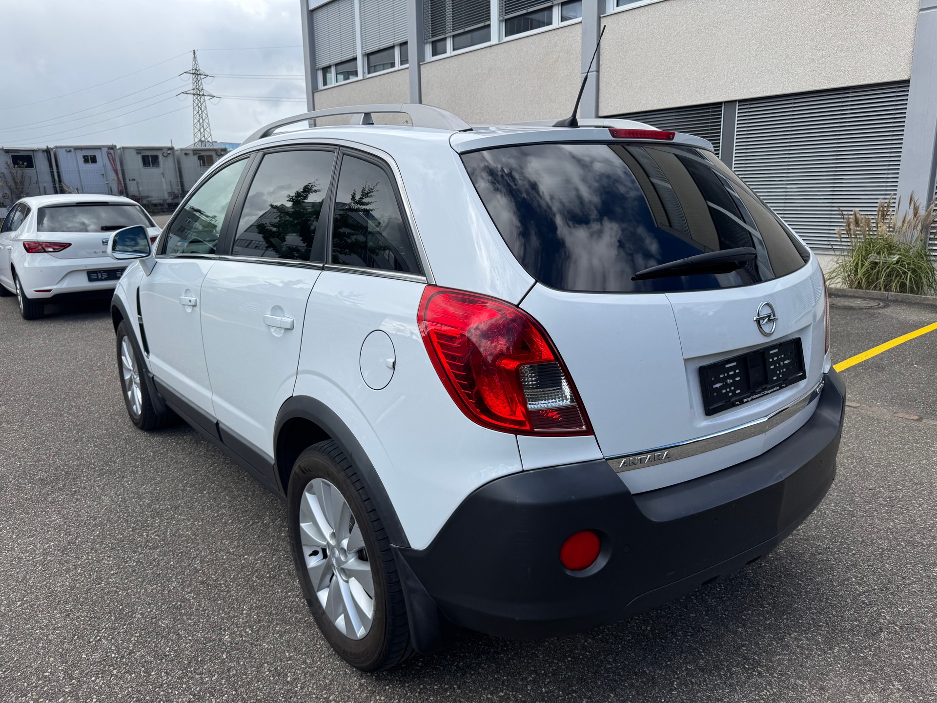 OPEL Antara 2.2 CDTi Enjoy 4WD-image-2