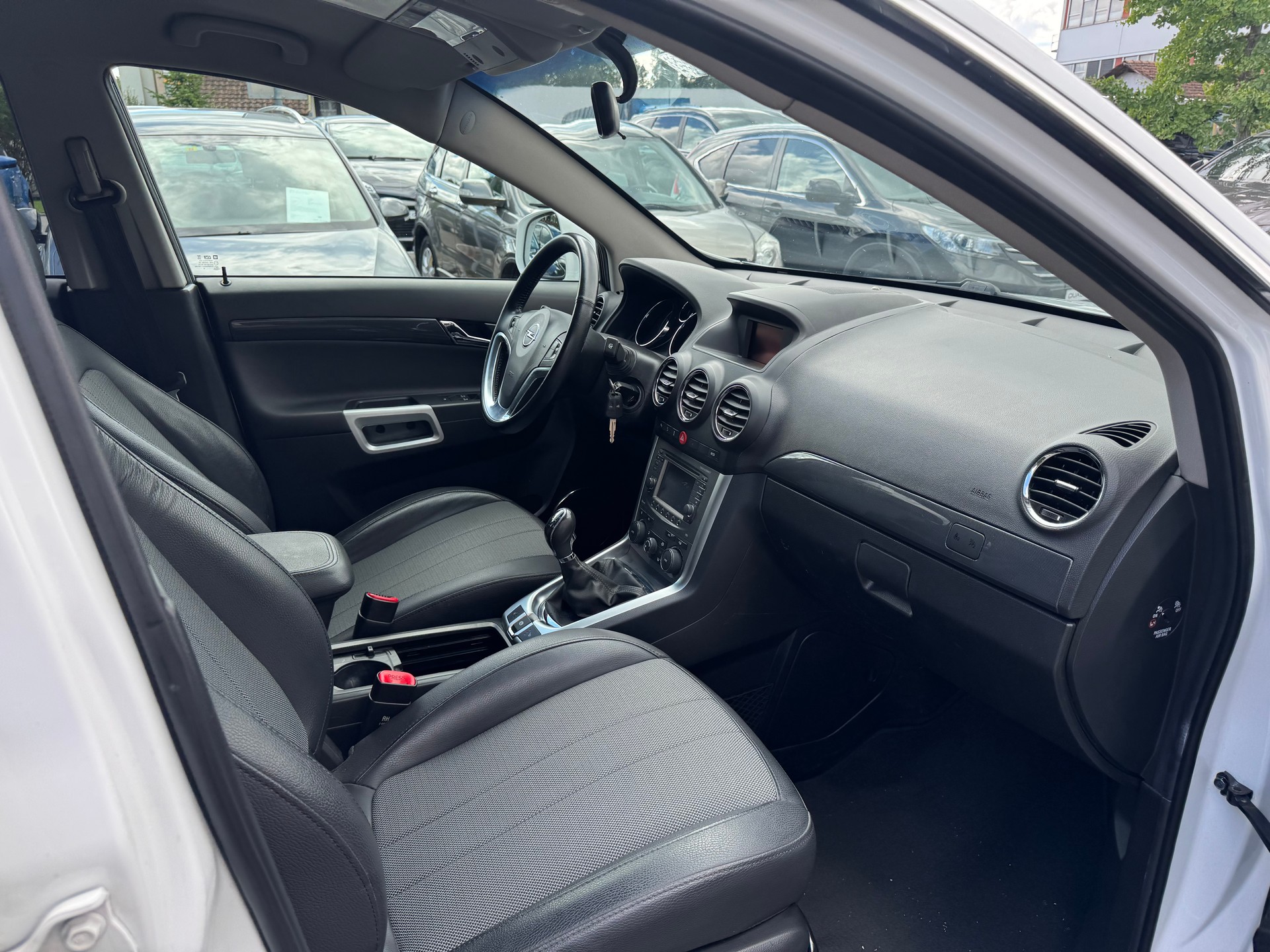OPEL Antara 2.2 CDTi Enjoy 4WD-image-5