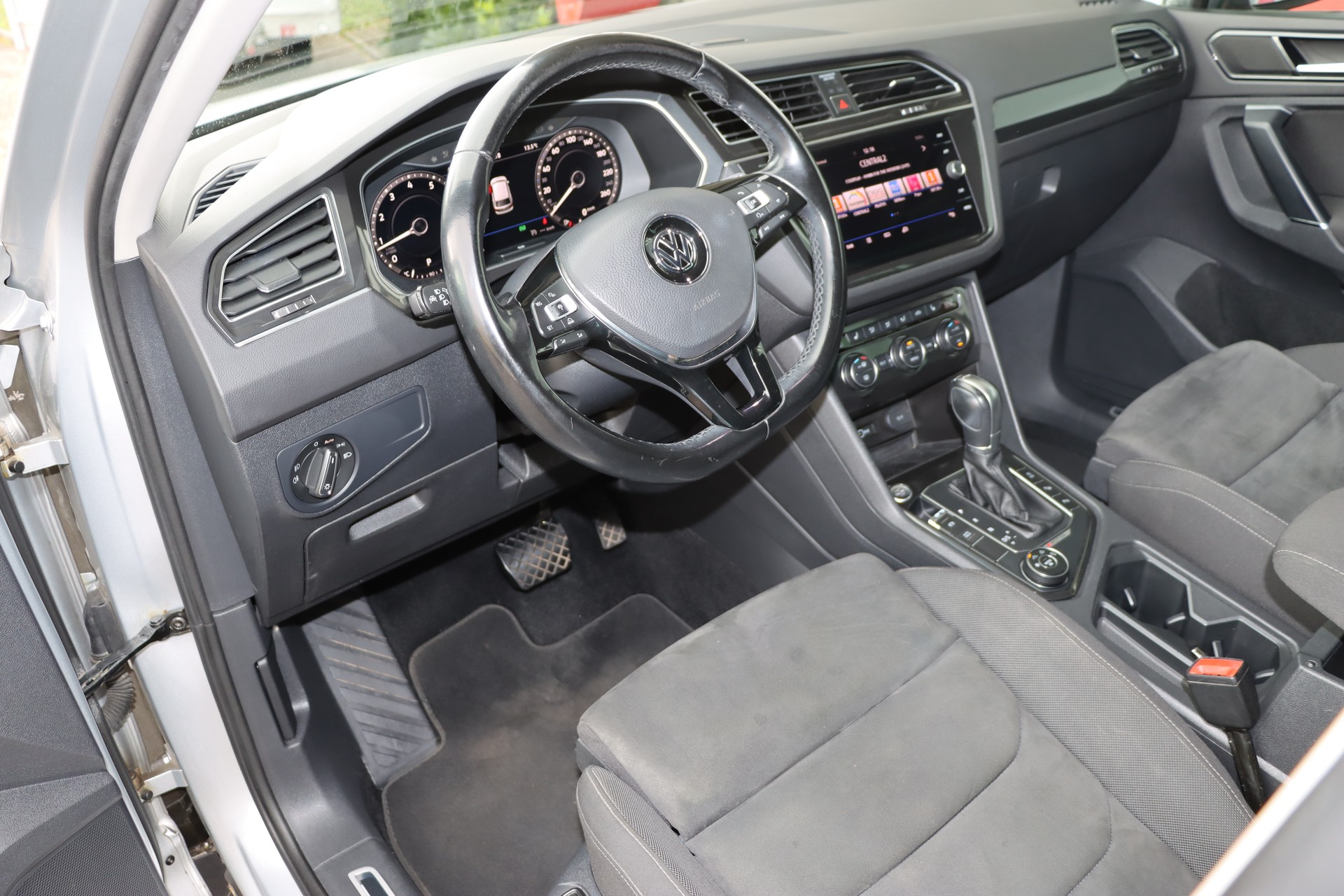 VW Tiguan 1.4TSI Comfortline 4Motion DSG-image-11