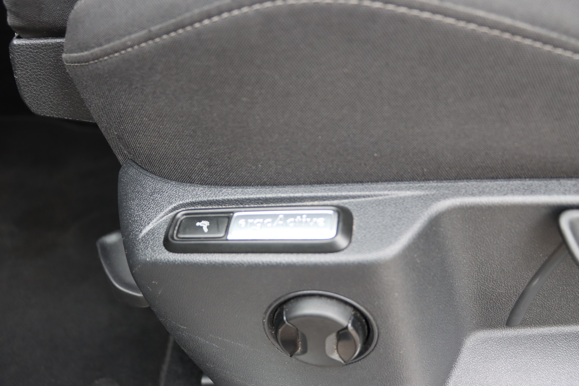 VW Tiguan 1.4TSI Comfortline 4Motion DSG-image-18