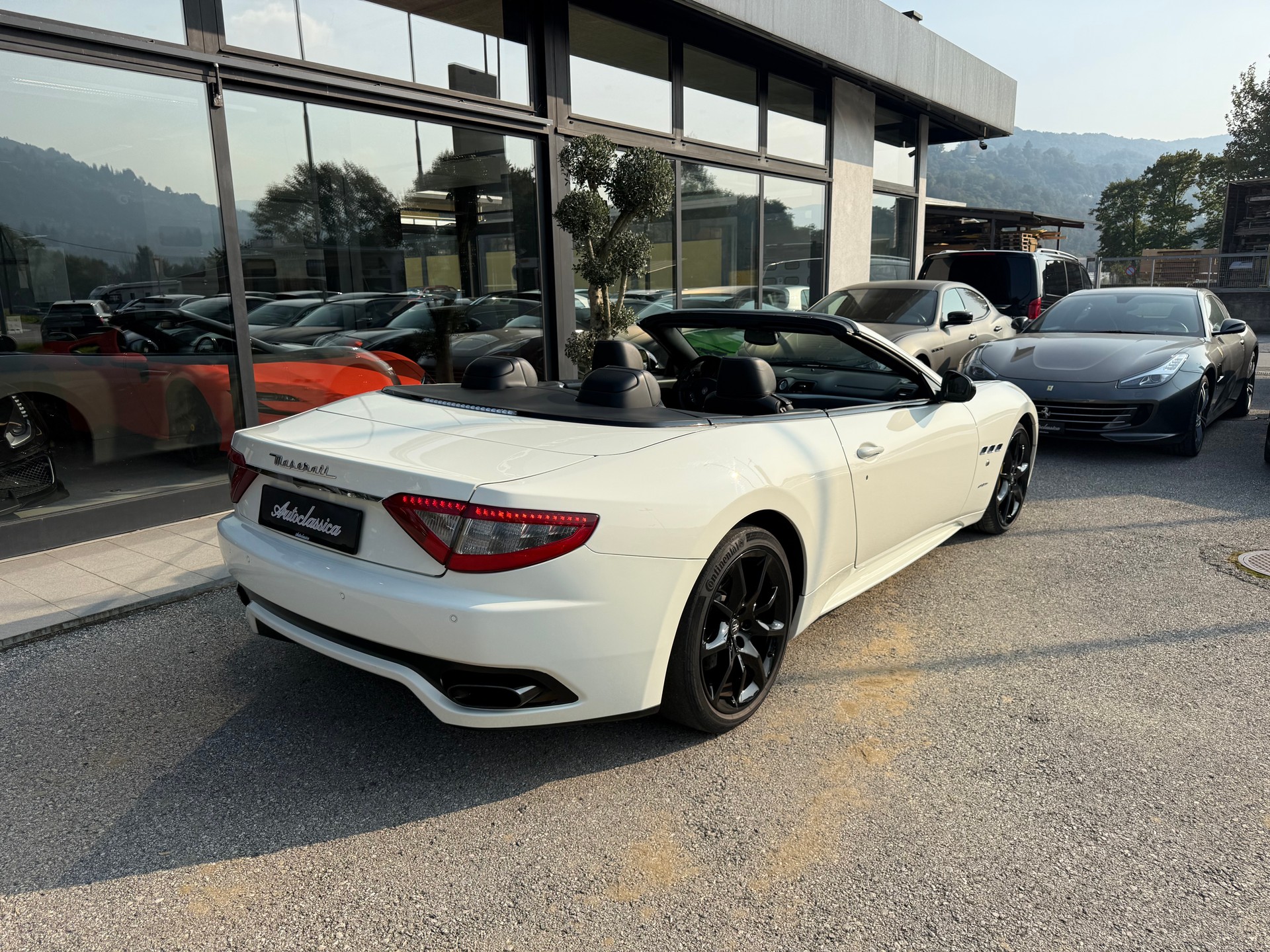 MASERATI GranCabrio Sport Automatica-image-7