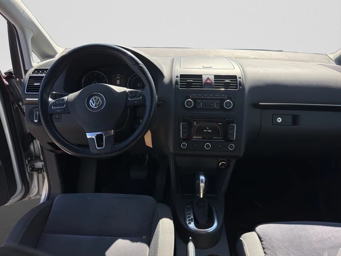 VW Touran 1.4 TSI Highline DSG-image-8
