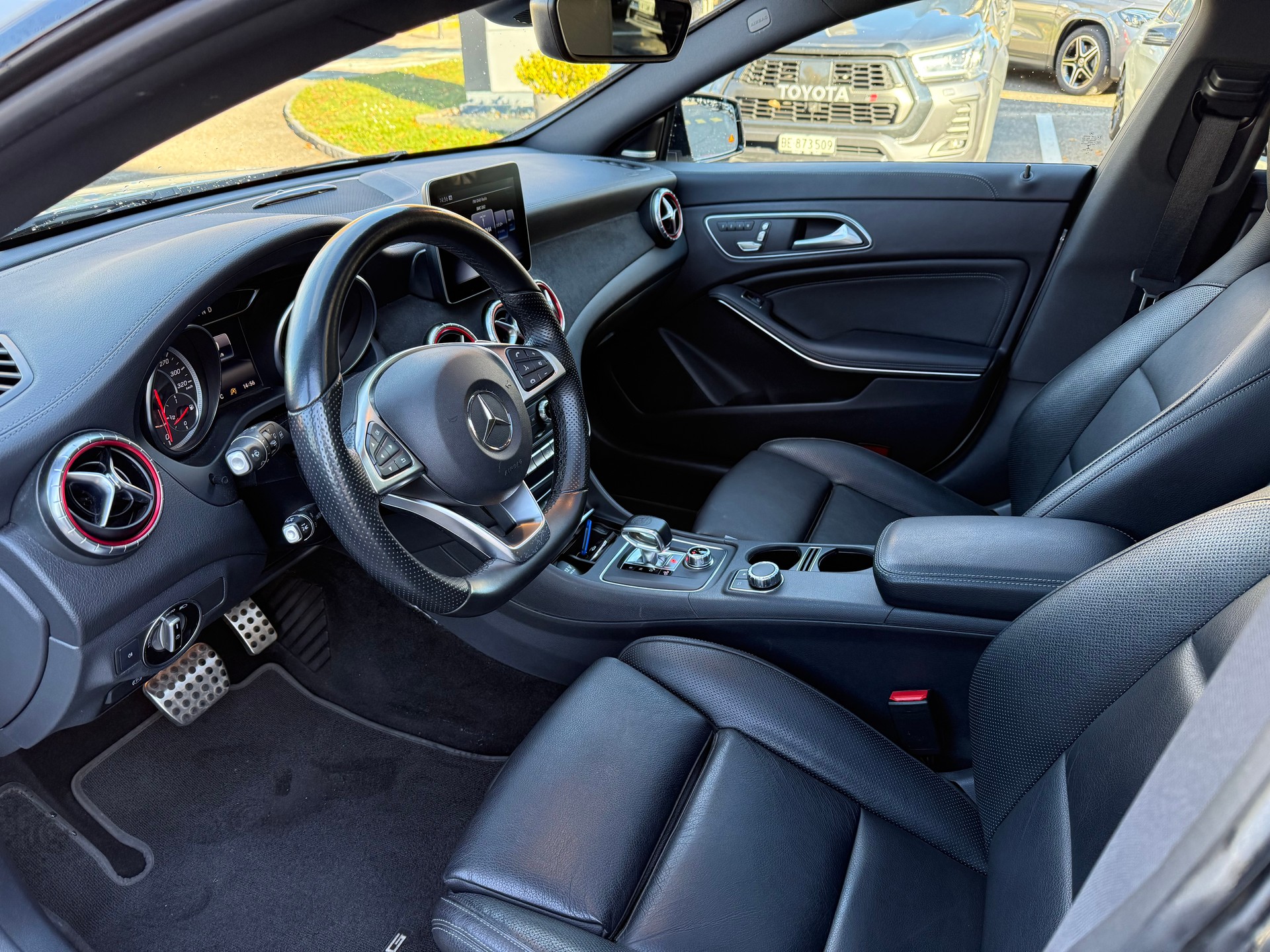 MERCEDES-BENZ CLA 45 AMG 4Matic-image-3