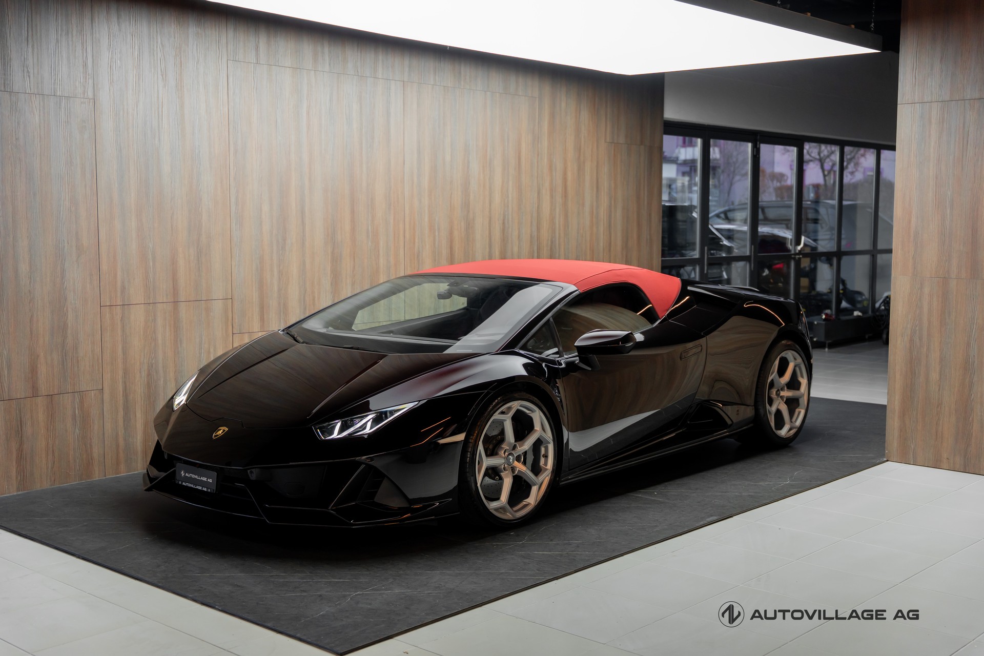 LAMBORGHINI Huracan EVO Spyder DCT-image-1