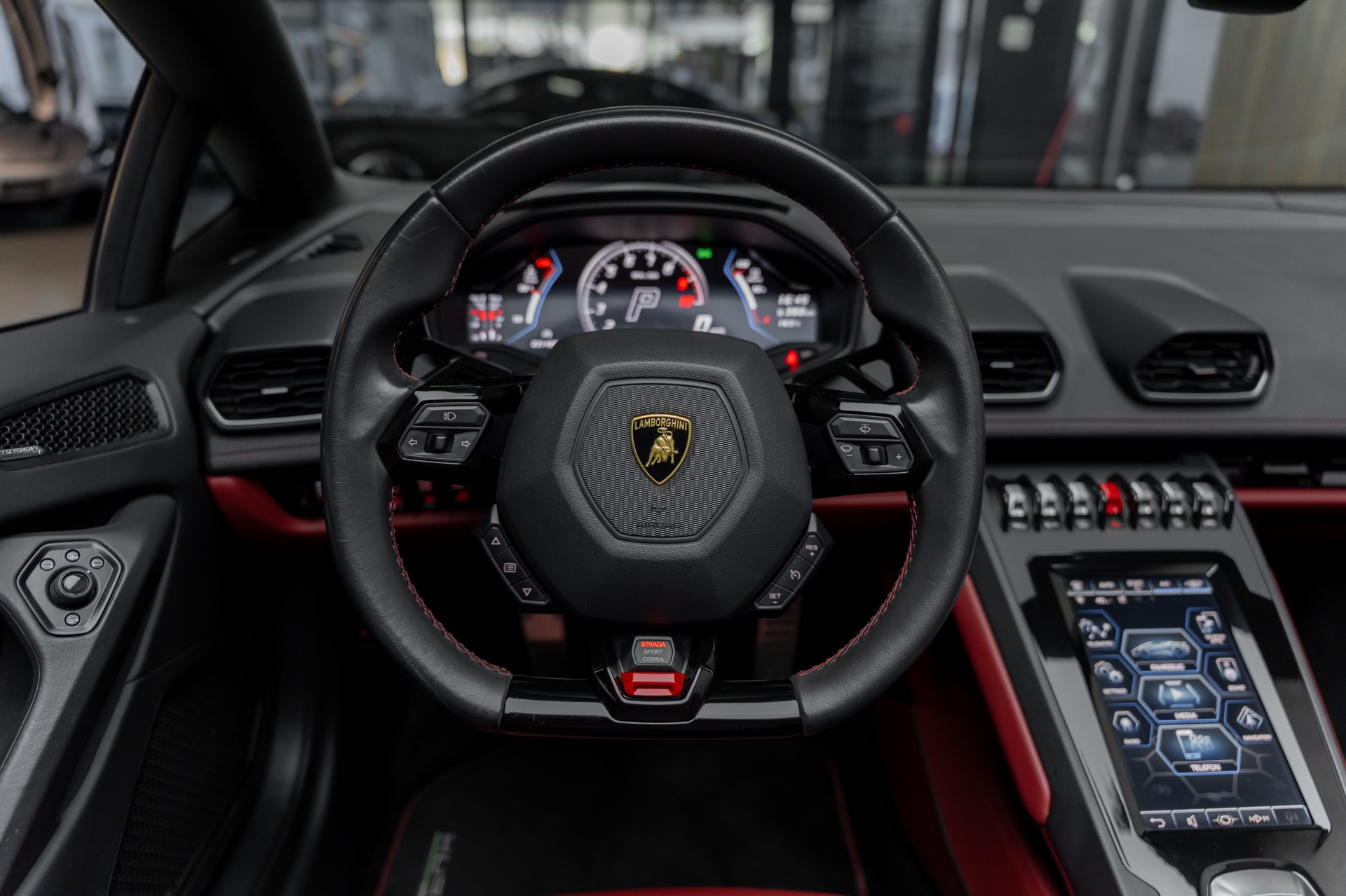 LAMBORGHINI Huracan EVO Spyder DCT-image-16