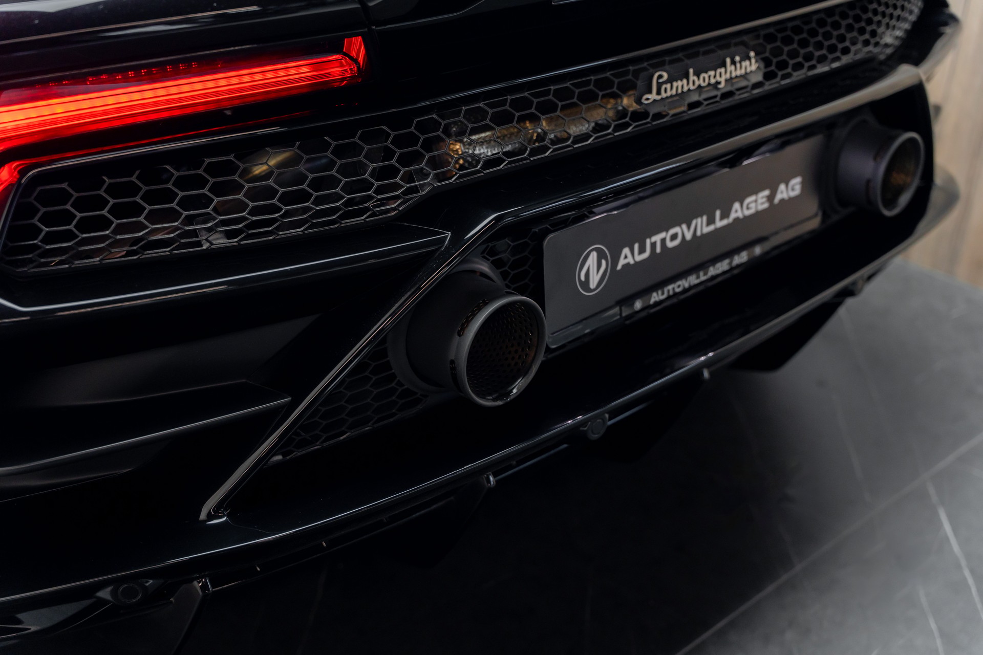 LAMBORGHINI Huracan EVO Spyder DCT-image-21