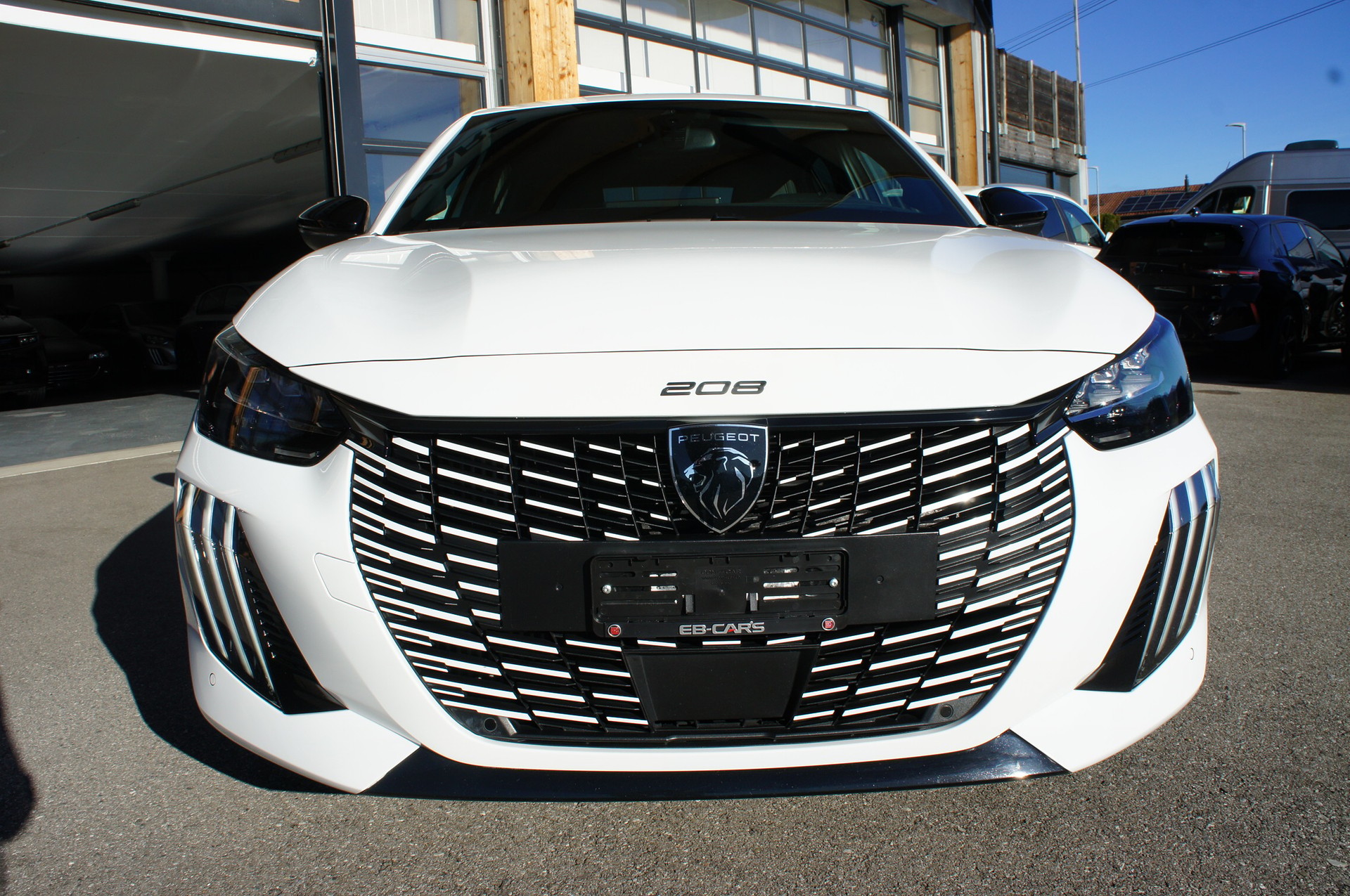 PEUGEOT 208 1.2 MHEV 145 GT-image-7