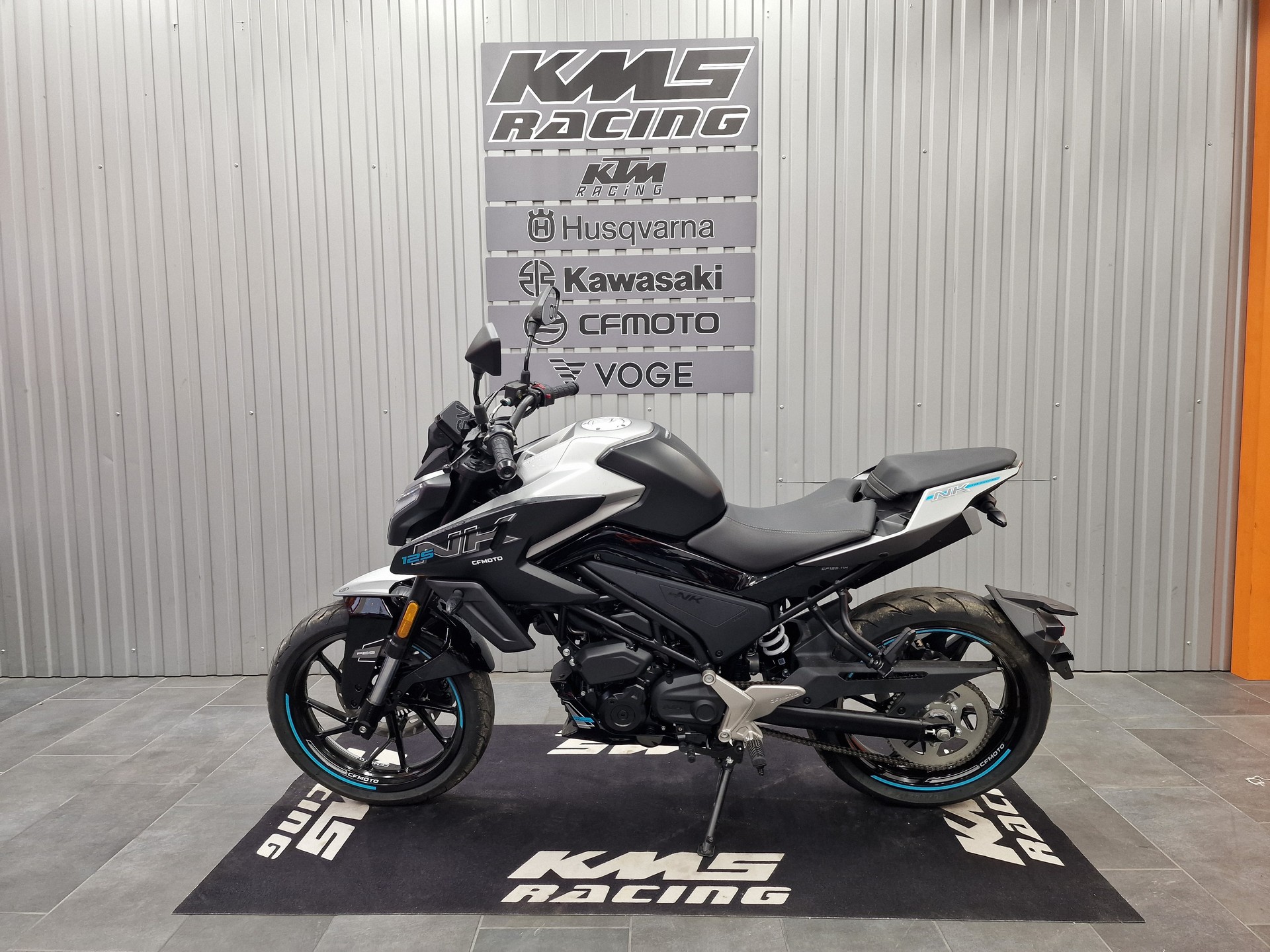 CF MOTO NK 125-showroom-element-1