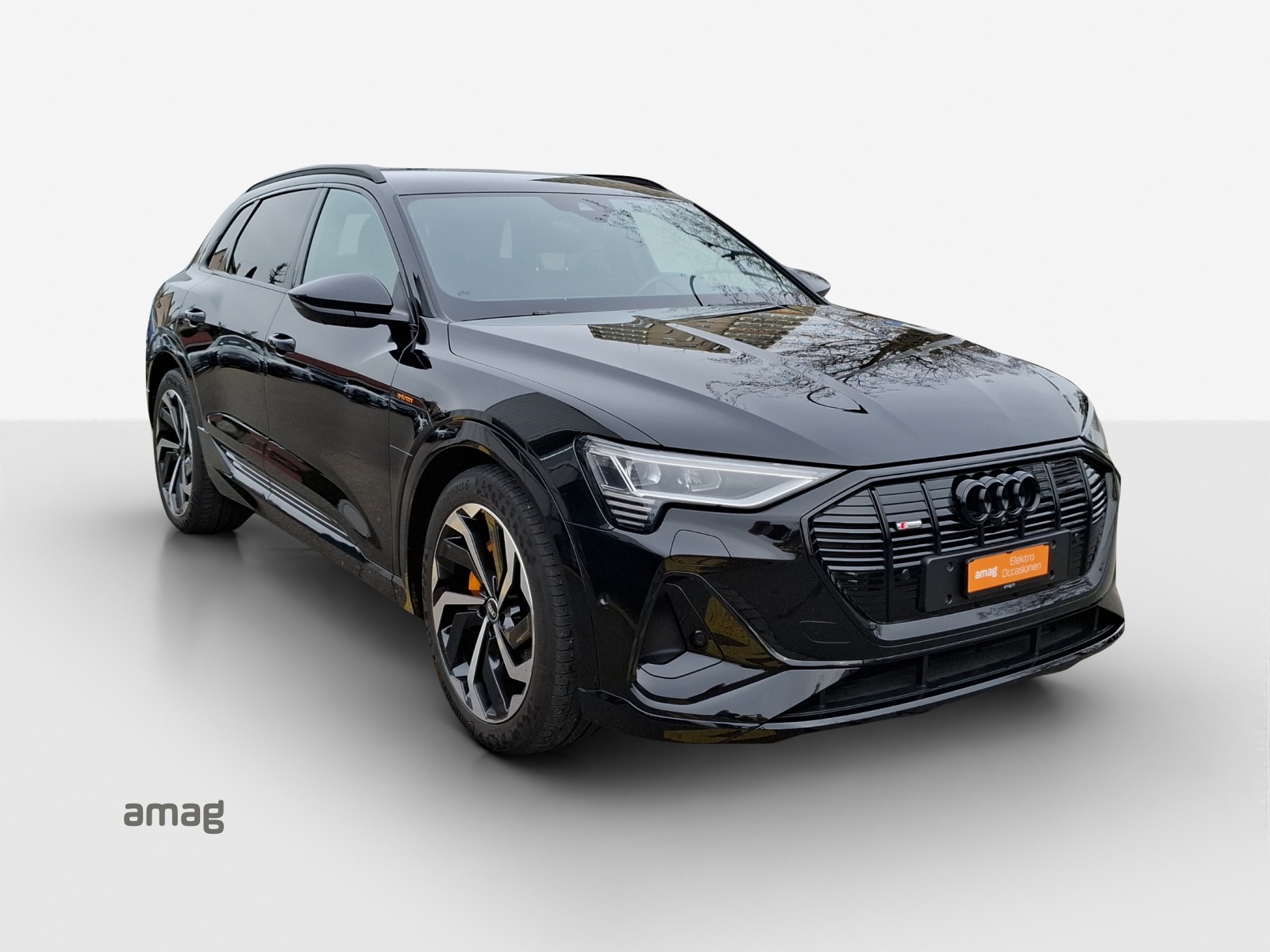 AUDI e-tron 55 S Line Black Edition quattro-image-6