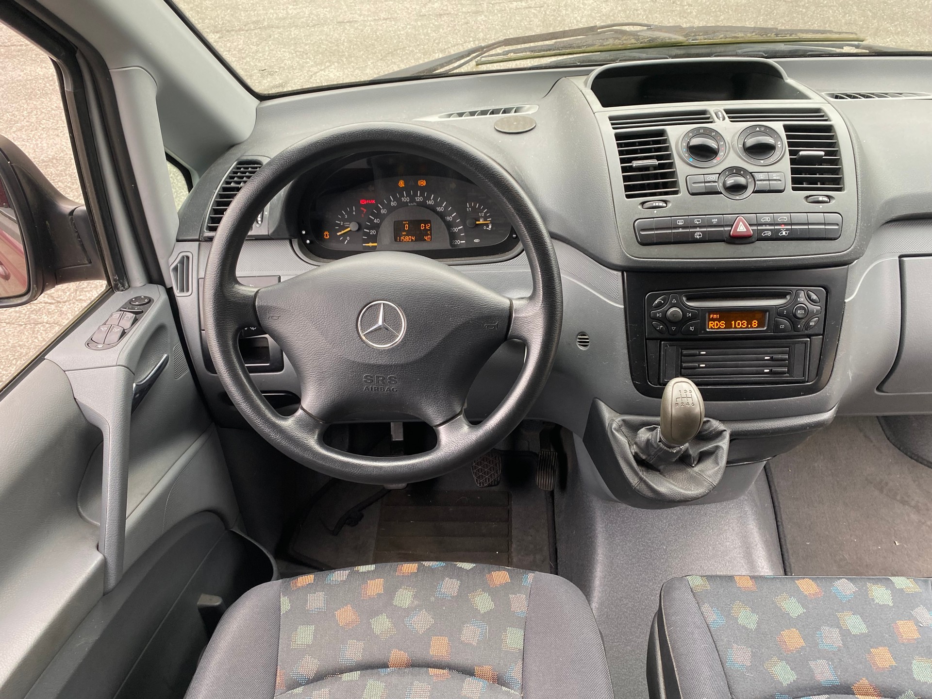 MERCEDES-BENZ Vito 111 CDI 9-Plätzer 115000km-image-15