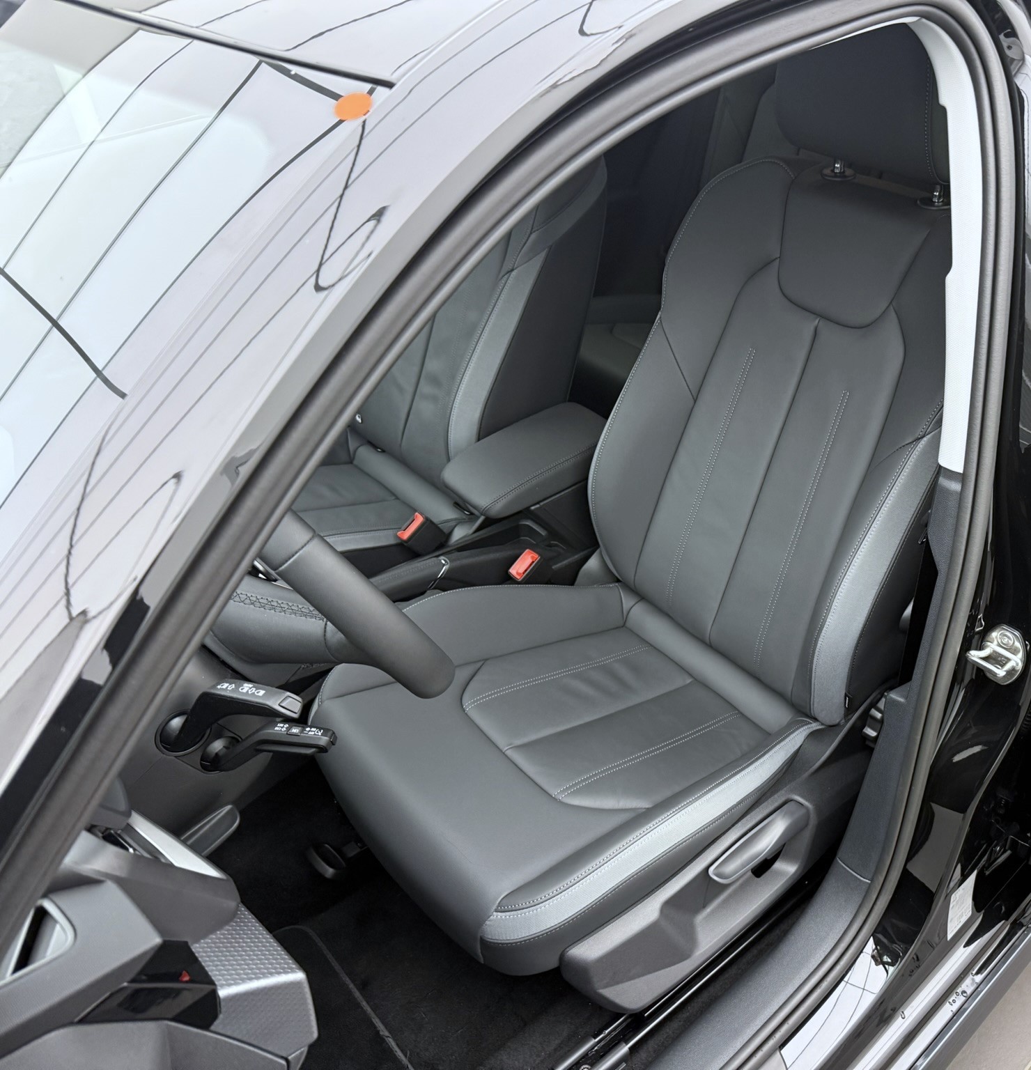 AUDI A1 allstreet 30 TFSI S-tronic-image-4
