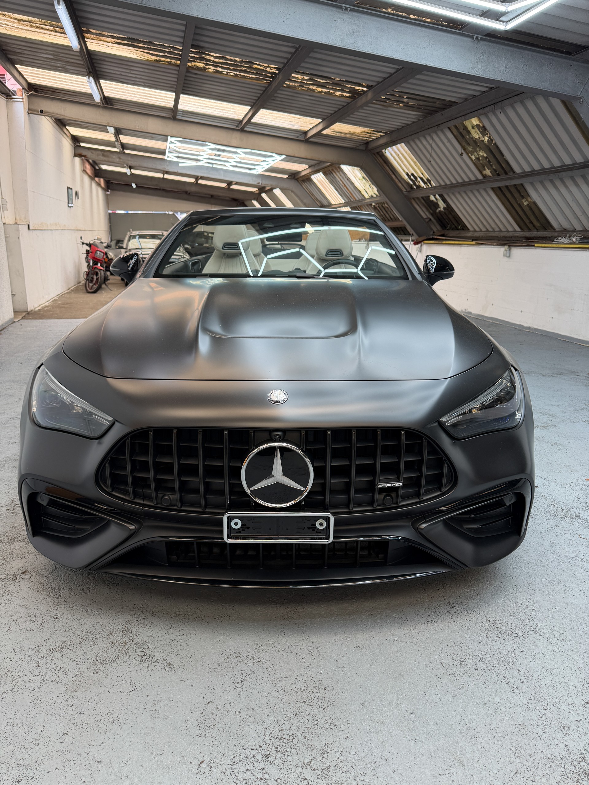MERCEDES-BENZ CLE AMG 53 Cabrio 4Matic+ 9G-Tronic-image-2