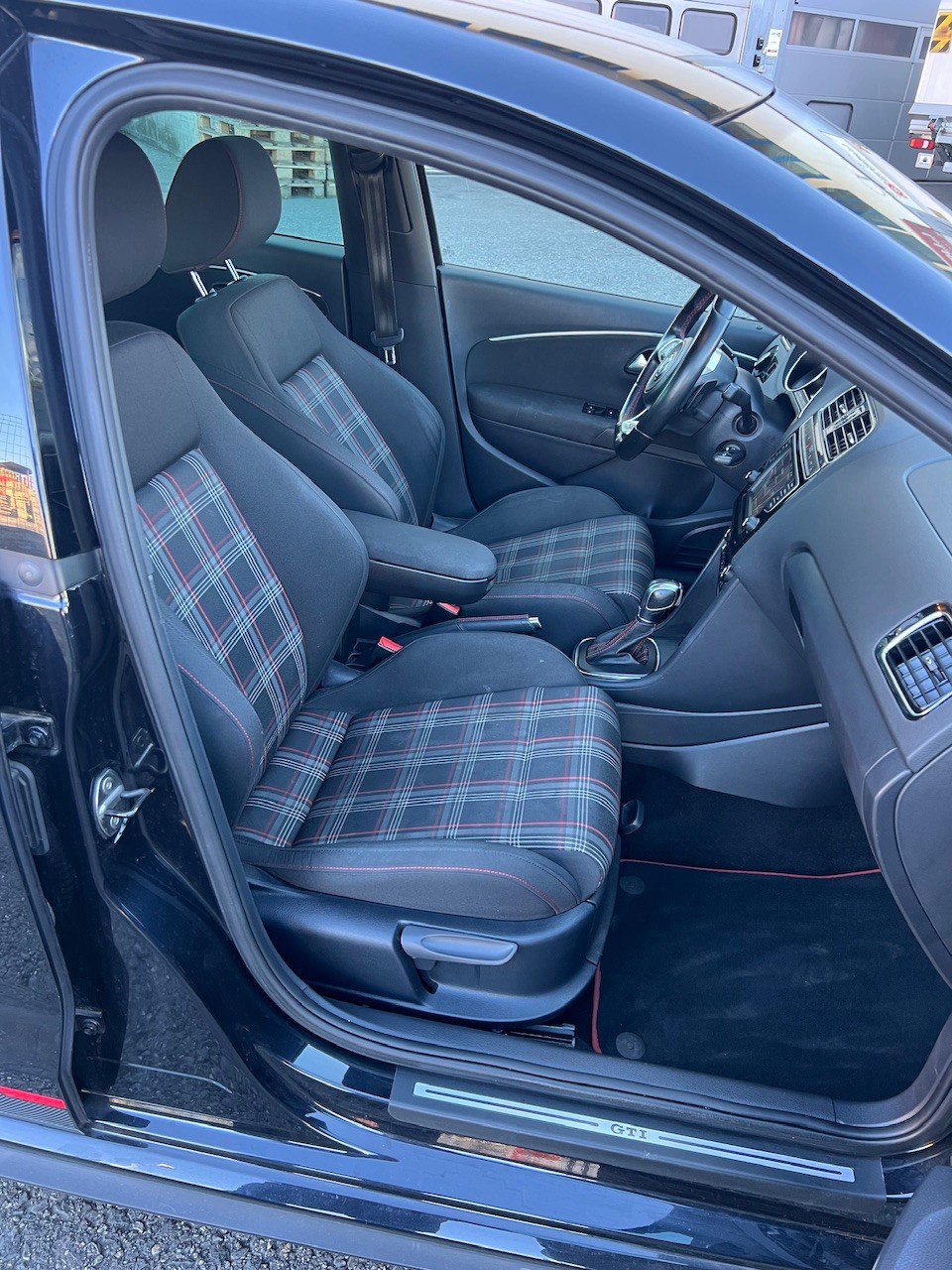 VW Polo 1.8 TSI GTI 230-image-13