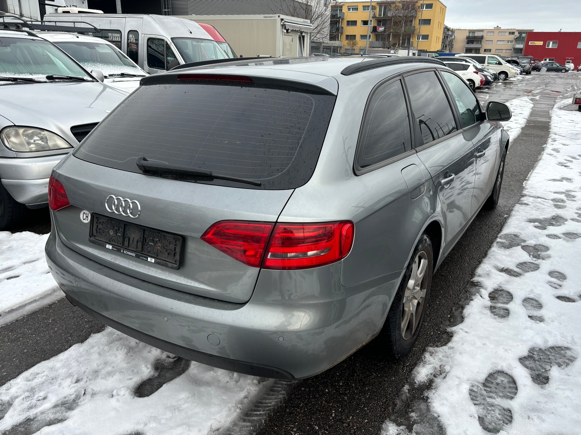 AUDI A4 Avant 1.8 TFSI multitronic-image-2