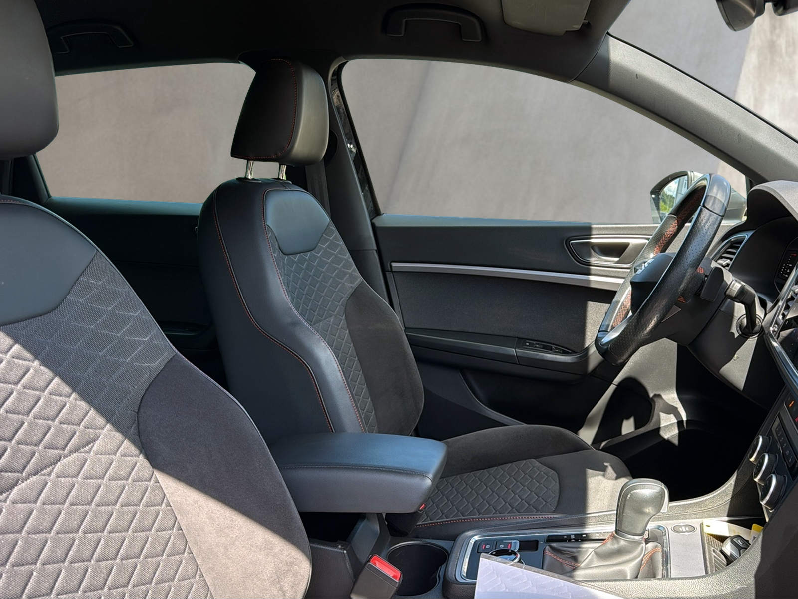 SEAT Ateca 2.0 TSI Hola FR 4Drive DSG-image-5
