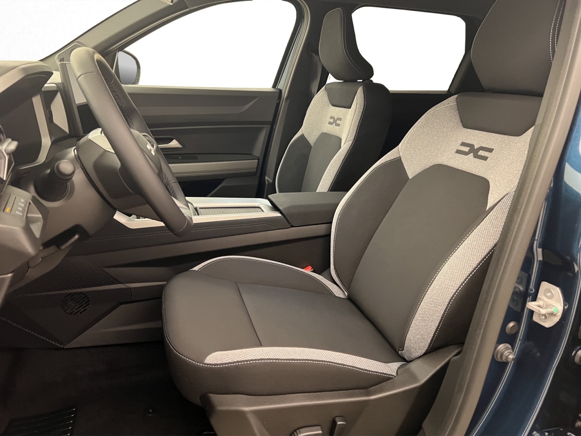 DACIA Bigster 1.8 Hybrid Journey-image-3
