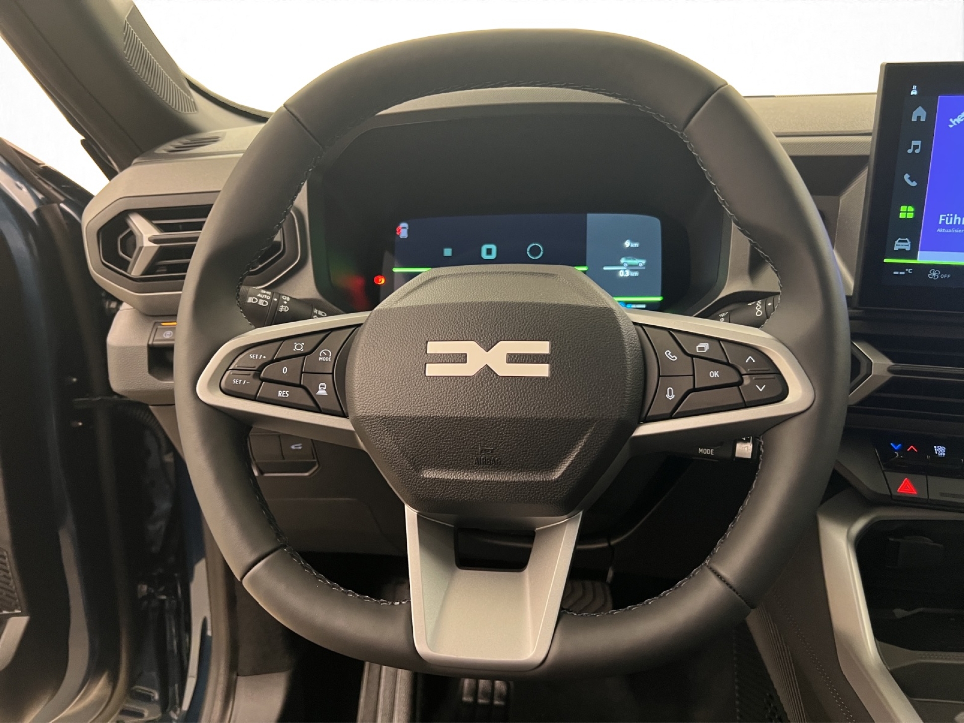 DACIA Bigster 1.8 Hybrid Journey-image-4