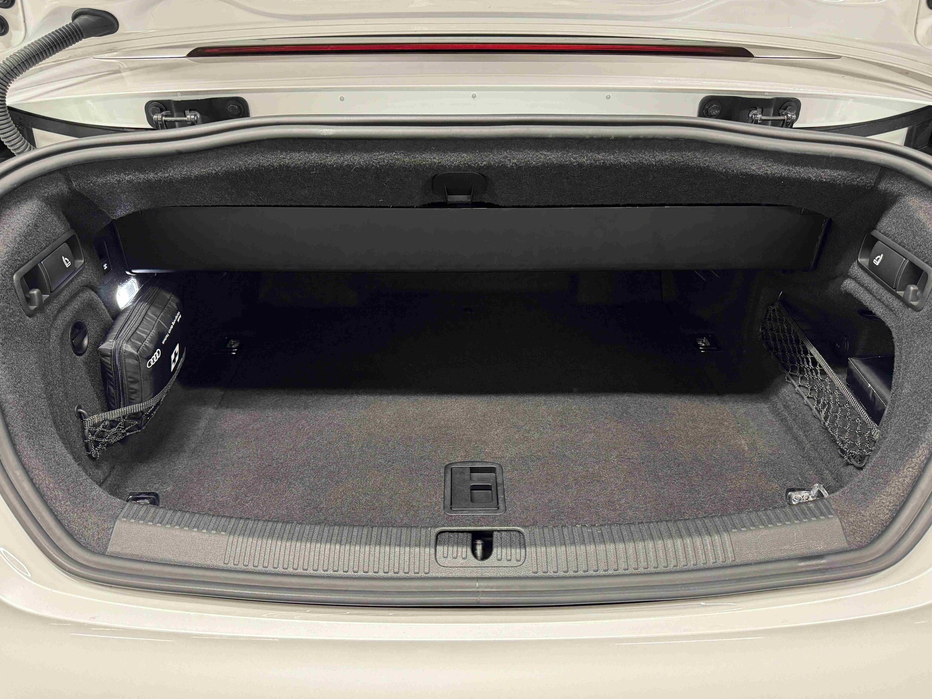AUDI S5 Cabriolet 3.0 TFSI quattro tiptronic-image-14