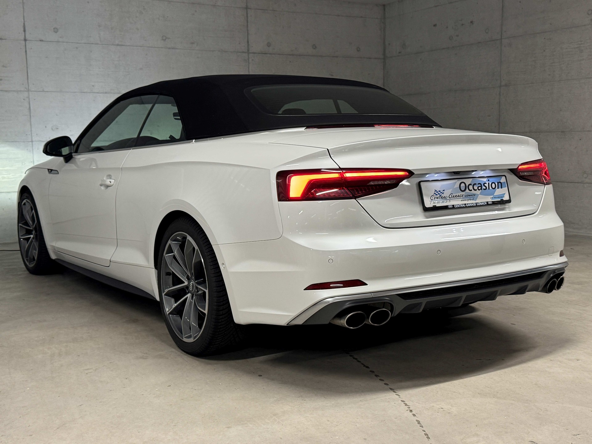 AUDI S5 Cabriolet 3.0 TFSI quattro tiptronic-image-5