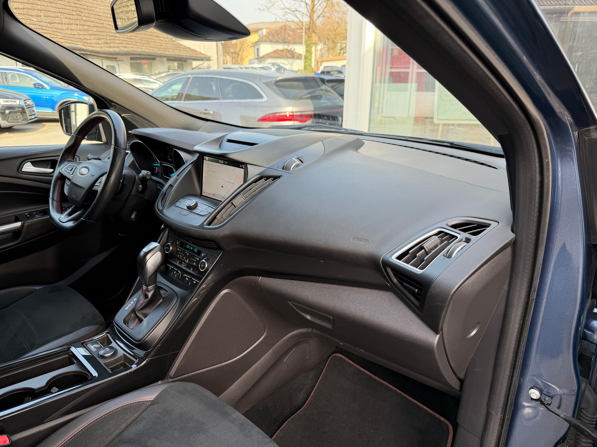 FORD Kuga 2.0 TDCi ST Line High 4WD PowerShift-image-15