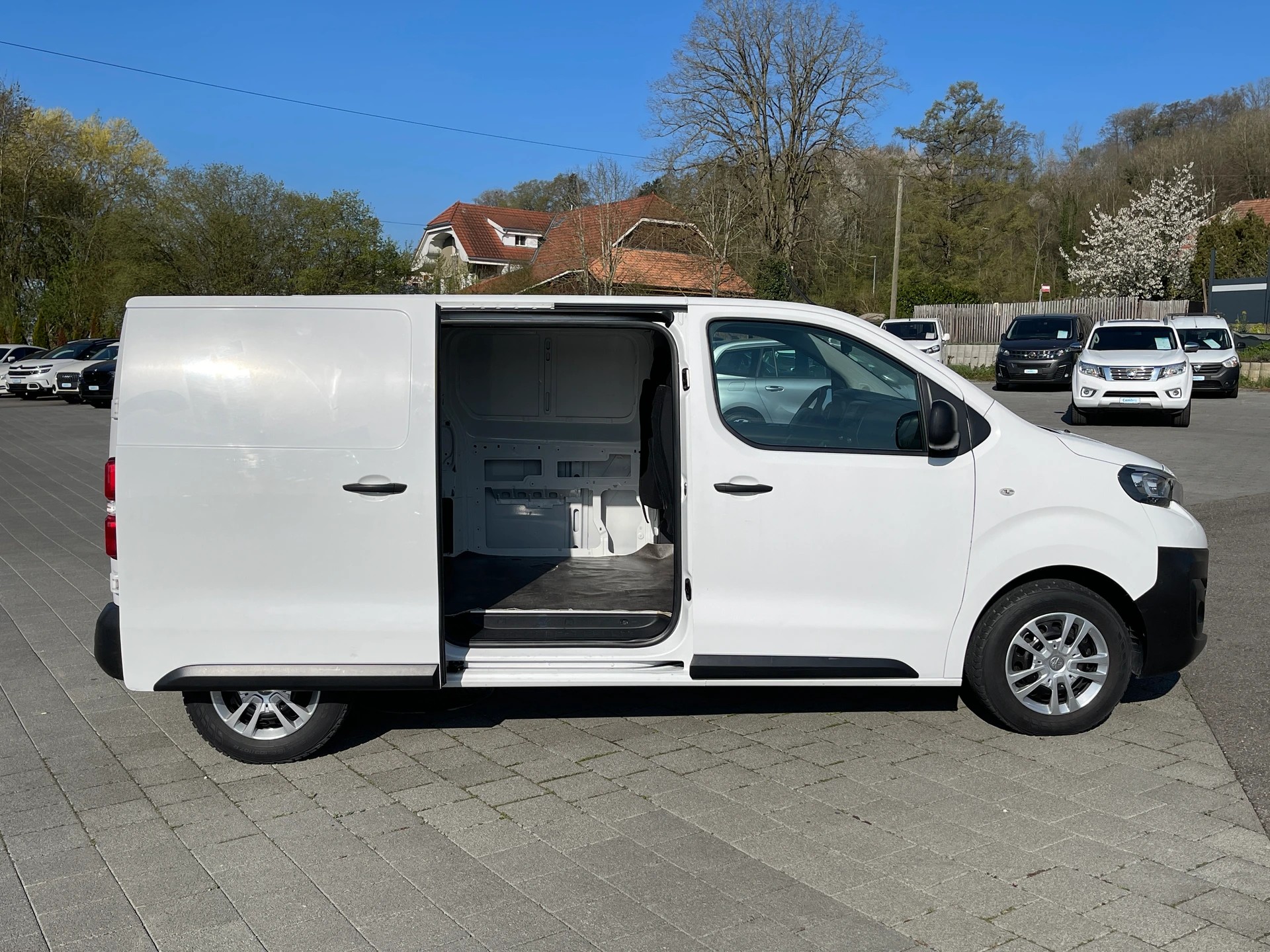 PEUGEOT Expert 2.0 BlueHDi 120 Active Standard-image-6